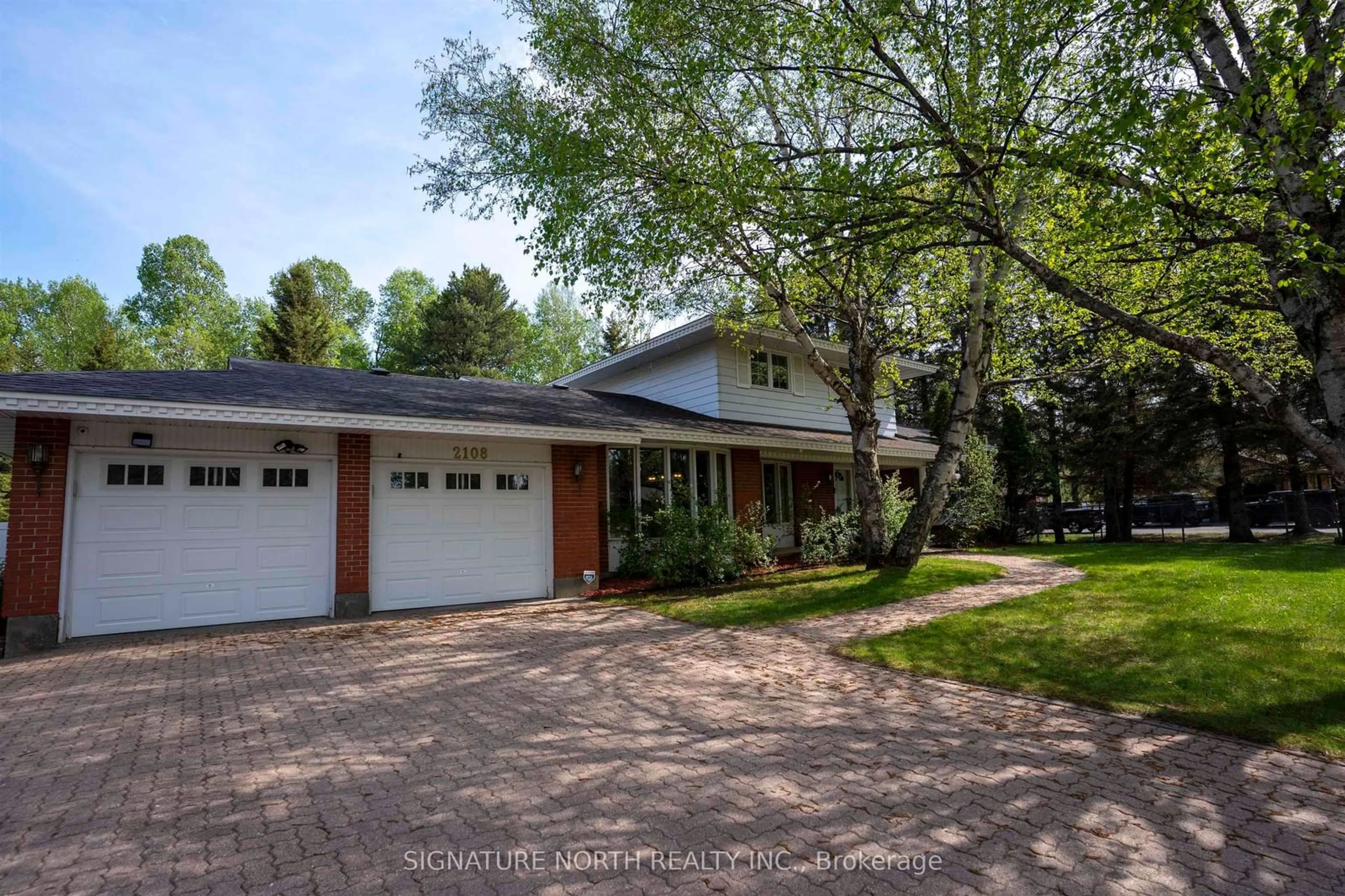 Home with brick exterior material, street for 2108 FREEMAN Dr, Thunder Bay Ontario P7K 1H3