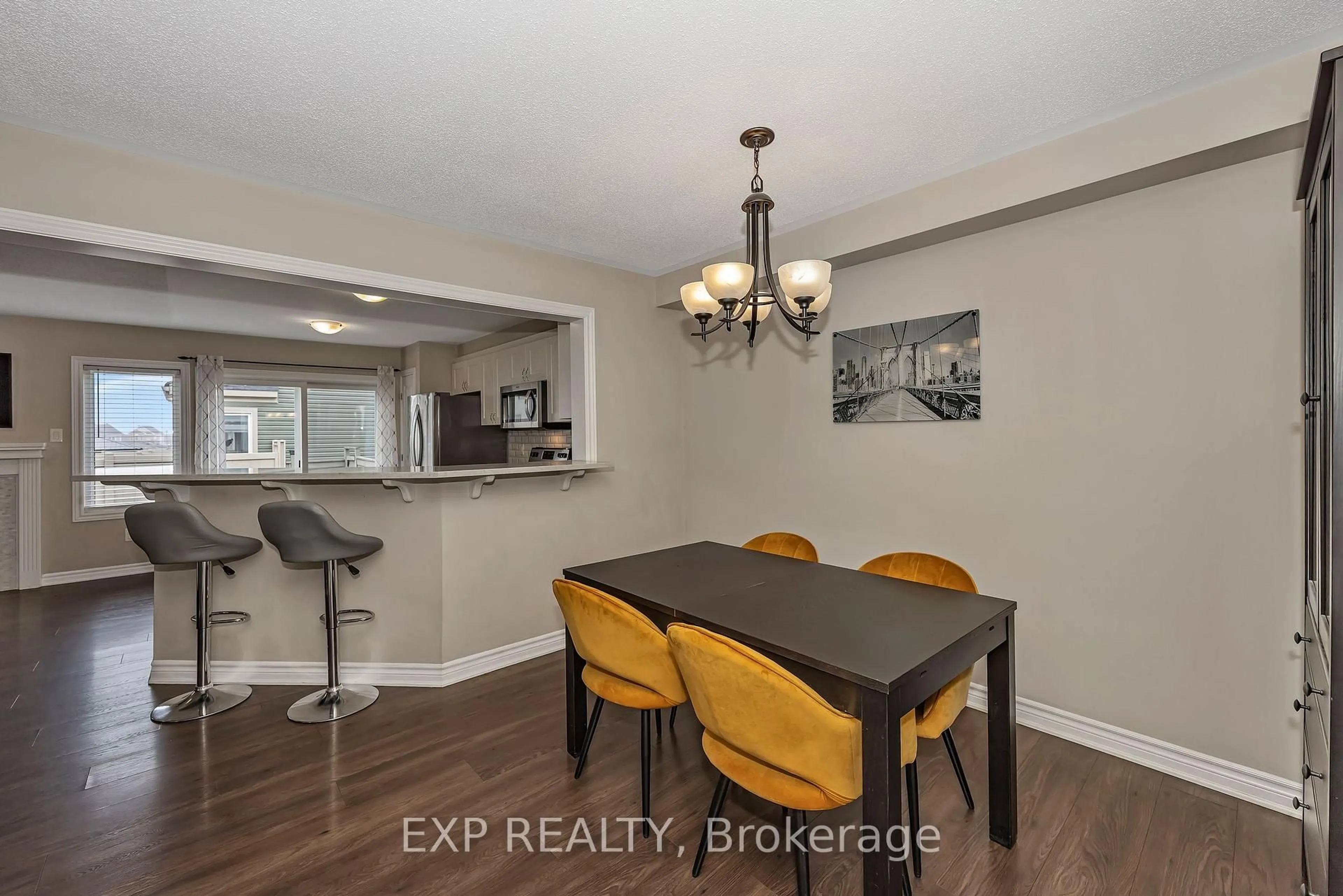 Dining room, unknown for 104 Conifer Creek Circ, Ottawa Ontario K2M 0L7