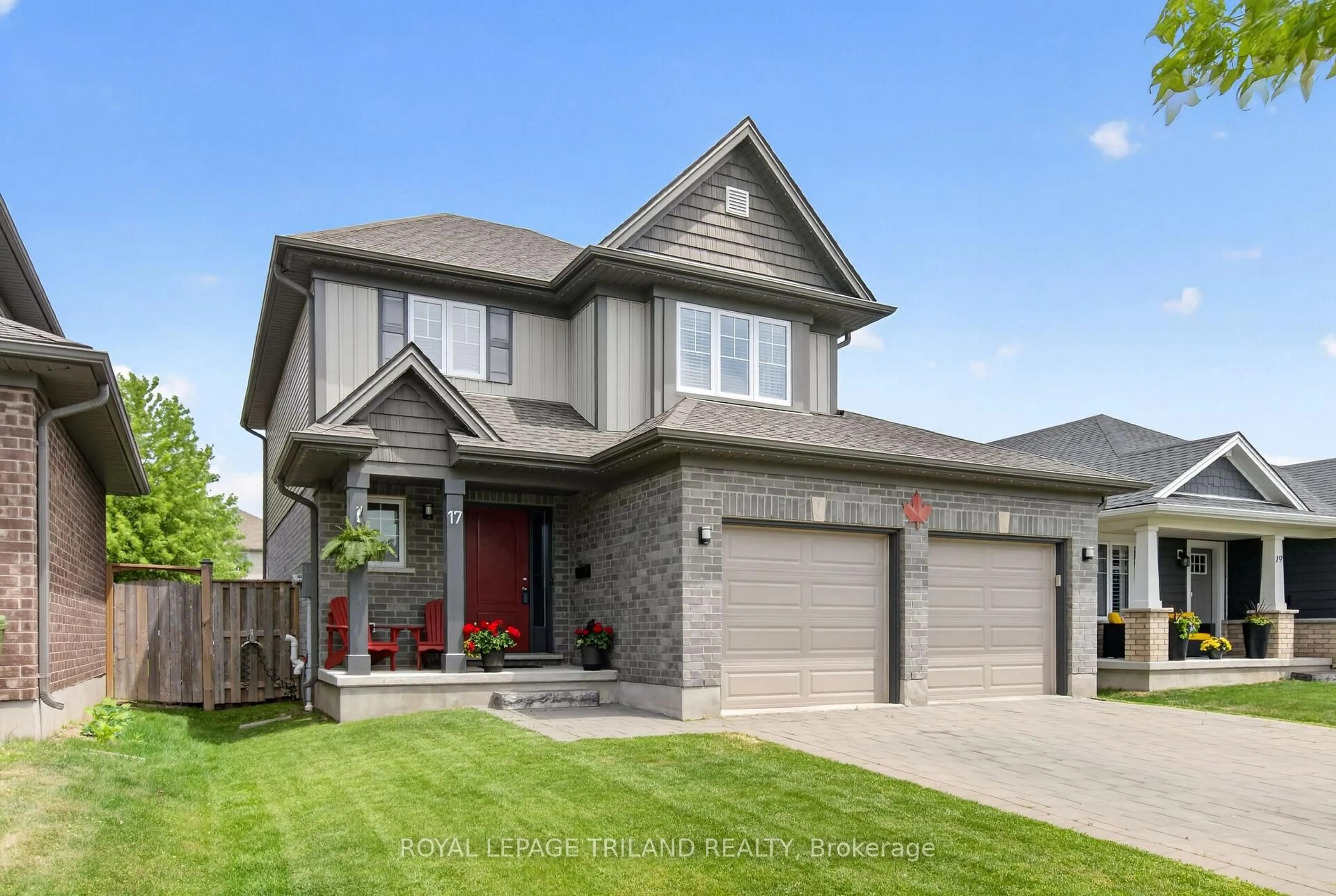 Home with brick exterior material, street for 17 Bridle Path, St. Thomas Ontario N5R 0B4