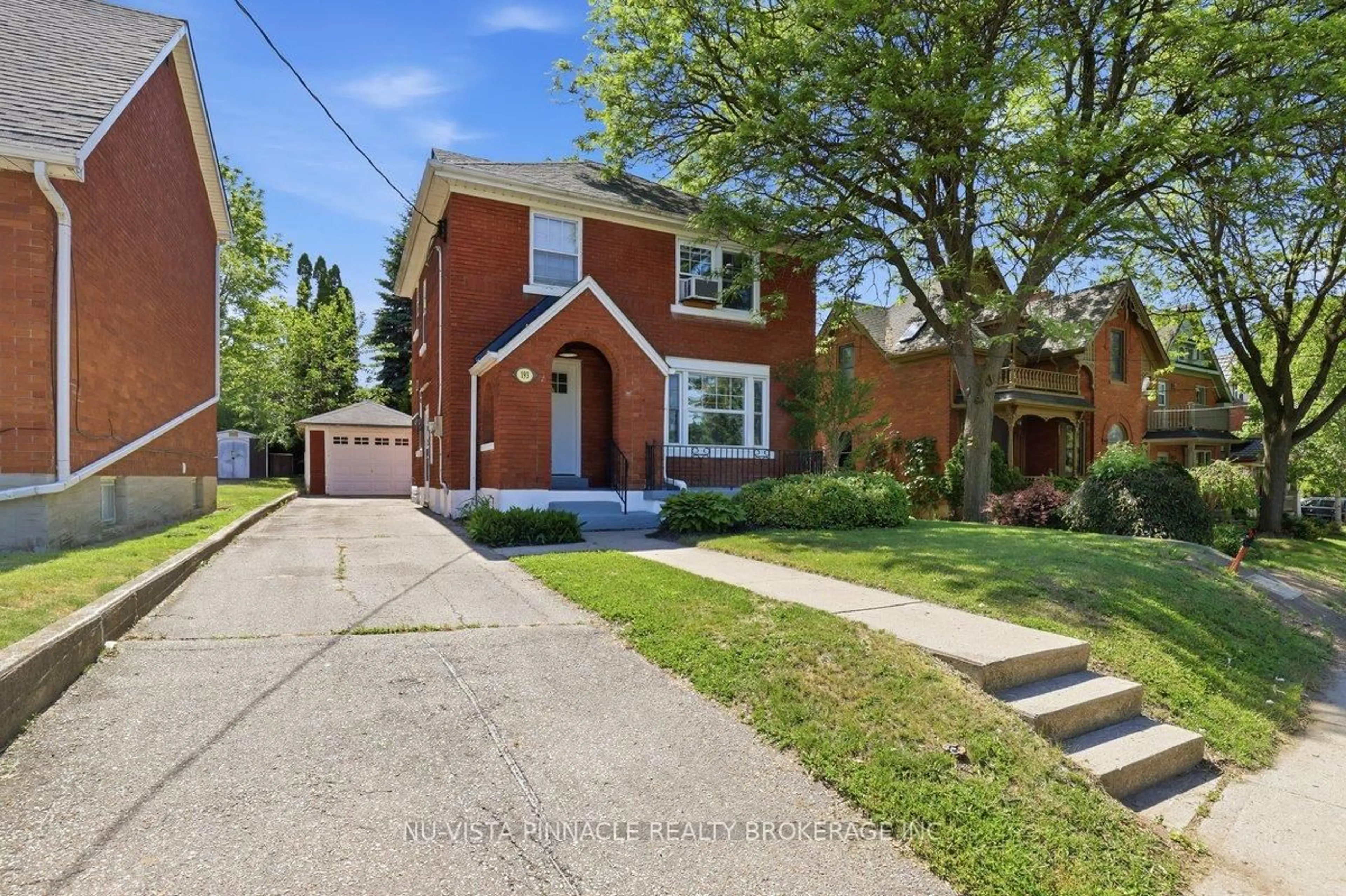 Home with brick exterior material, street for 193 Waterloo St, Kitchener Ontario N2H 3V9