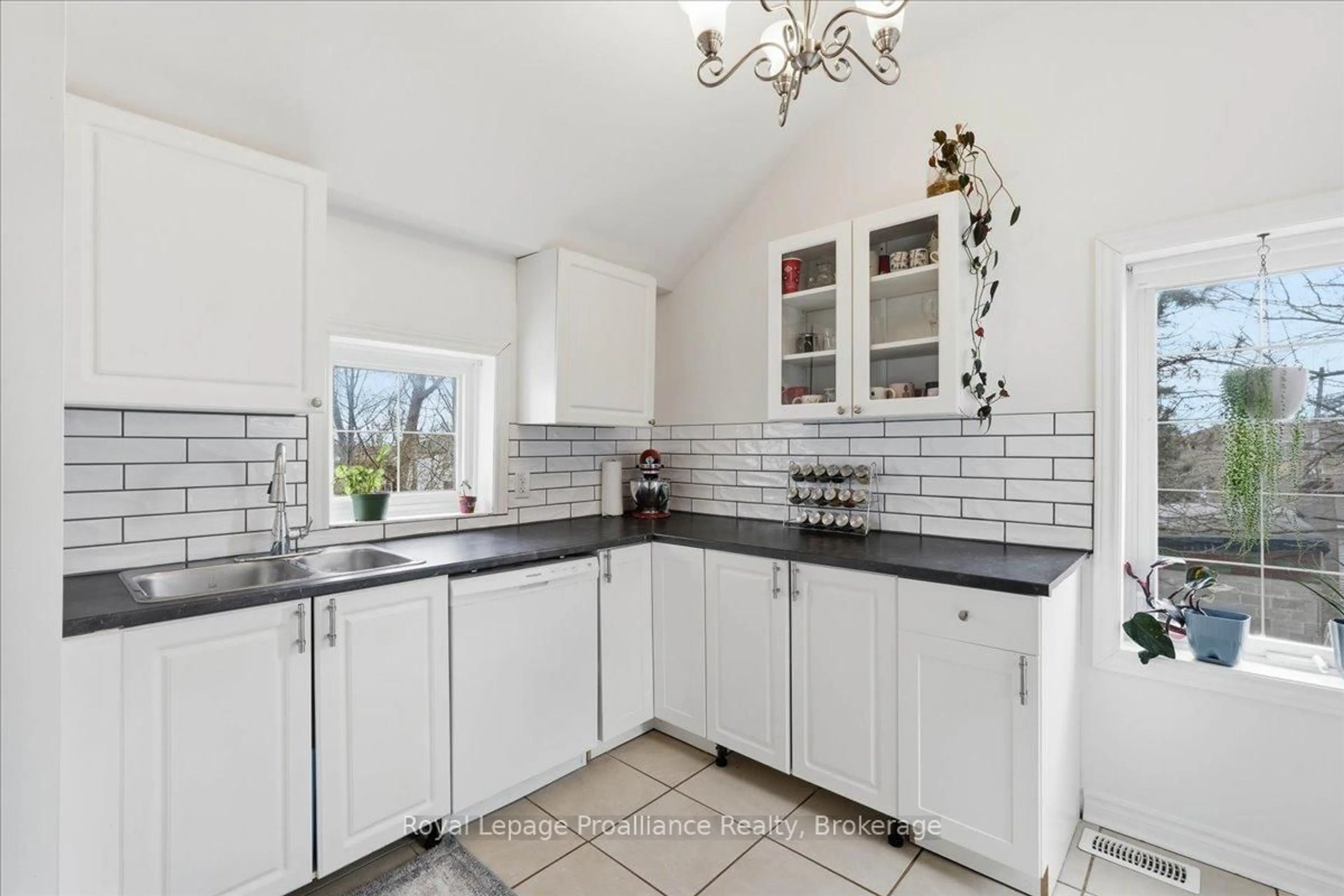 Standard kitchen, ceramic/tile floor for 209 Dundas St. E., St, Quinte West Ontario K8V 1M1