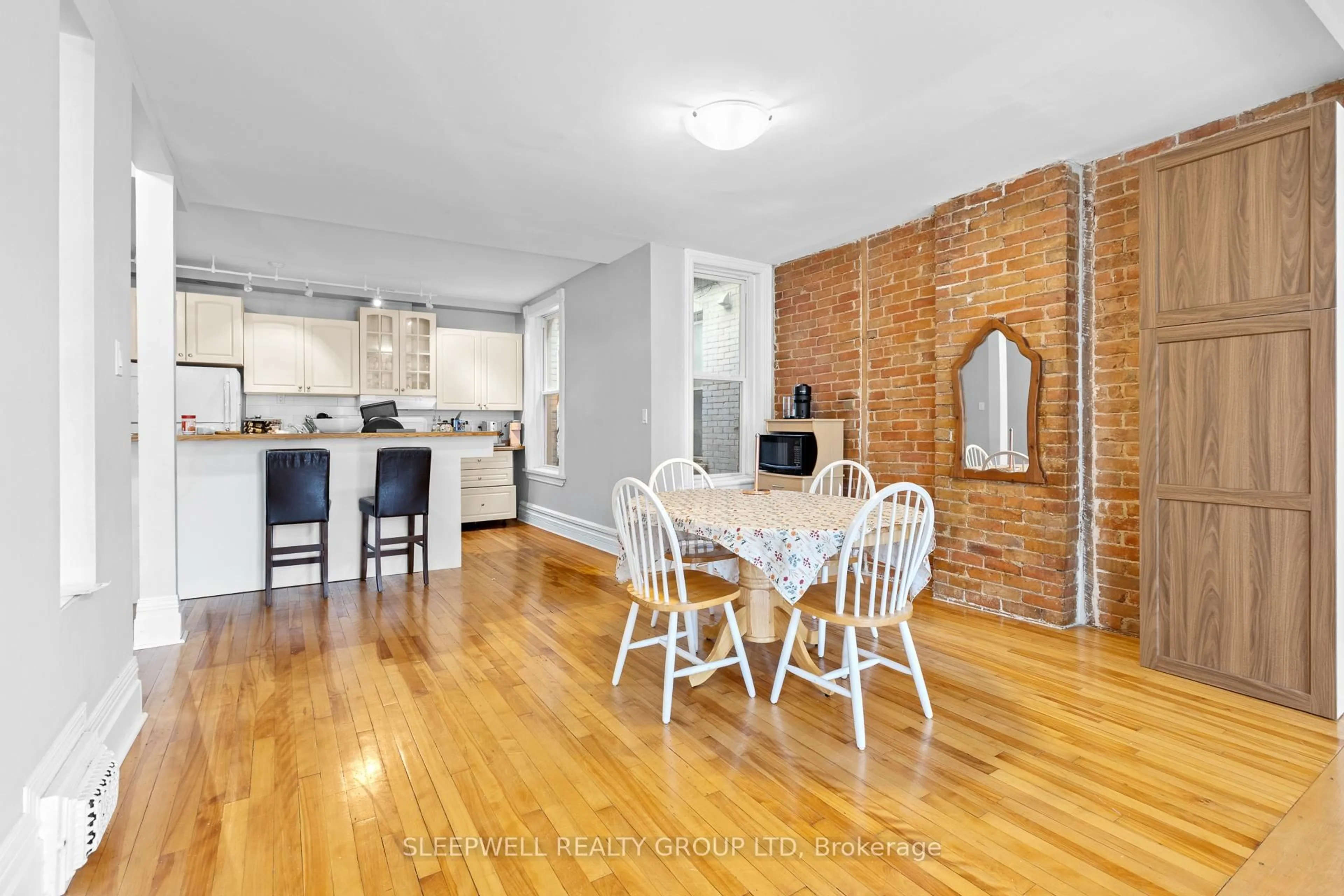 Open concept kitchen, unknown for 389 Daly Ave, Ottawa Ontario K1N 6H1