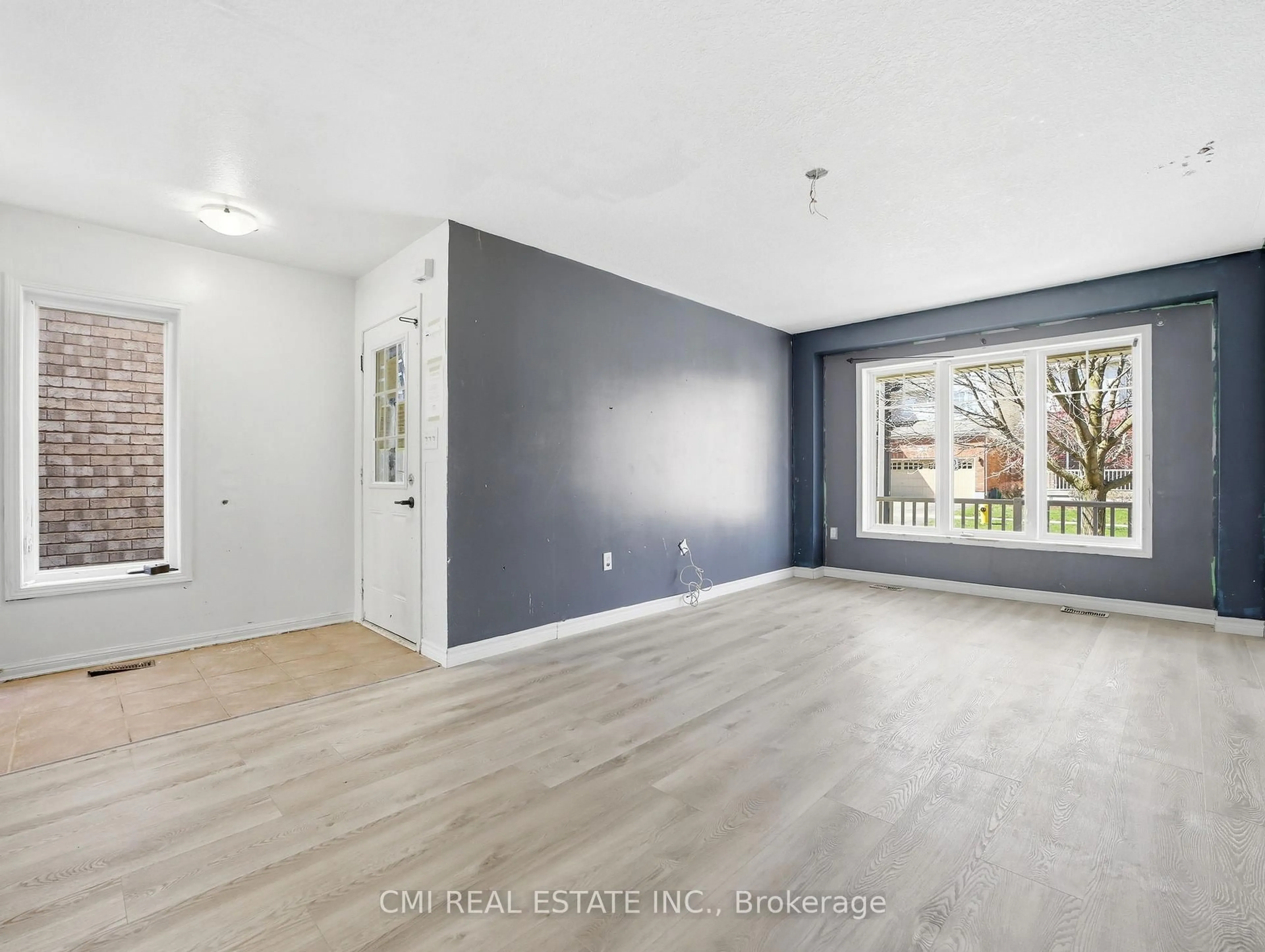 Unknown for 155 Fletcher Circ, Cambridge Ontario N3C 0B6