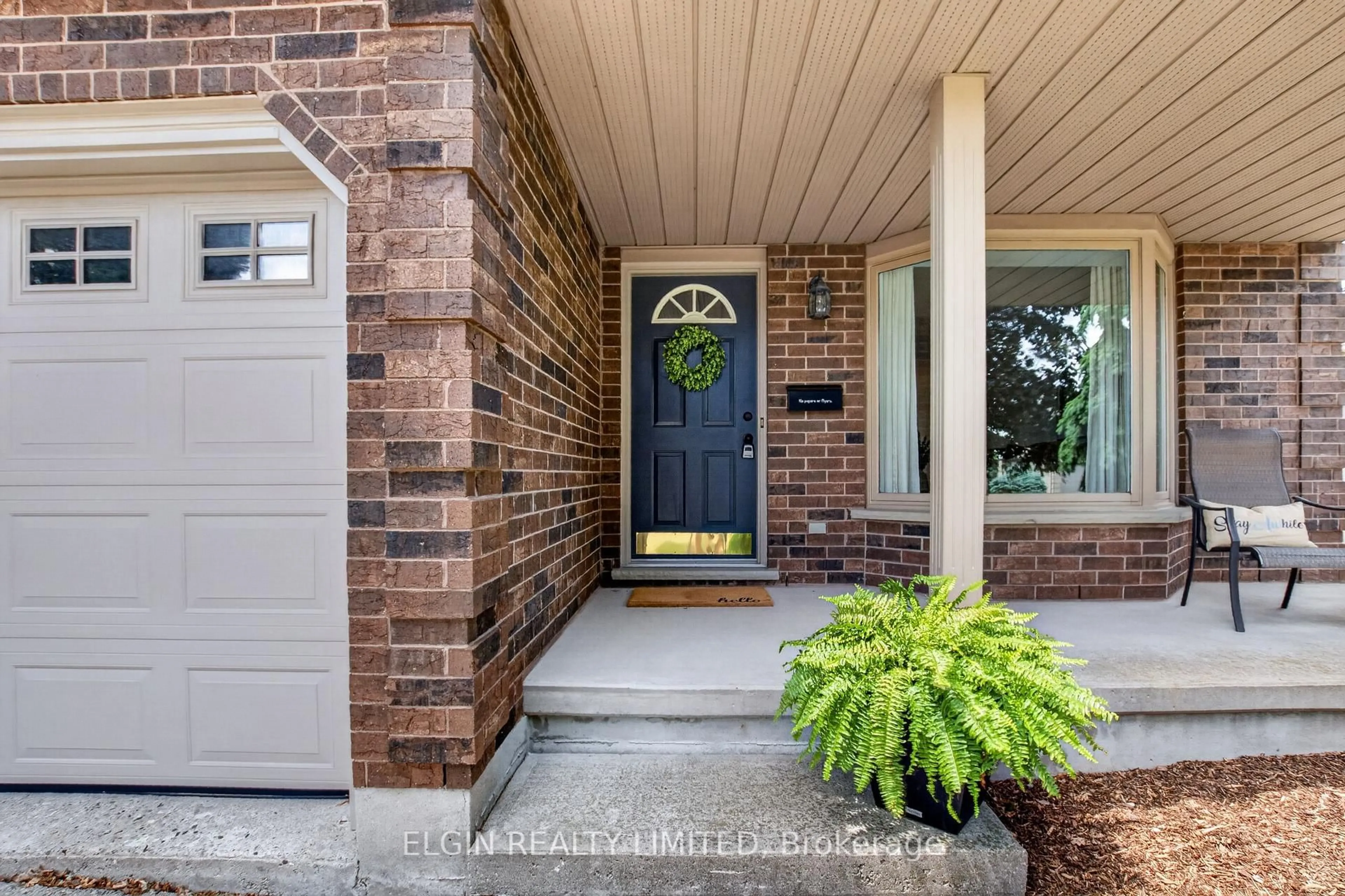 Home with brick exterior material, street for 29 Trevithick Terr, St. Thomas Ontario N5R 5Y6