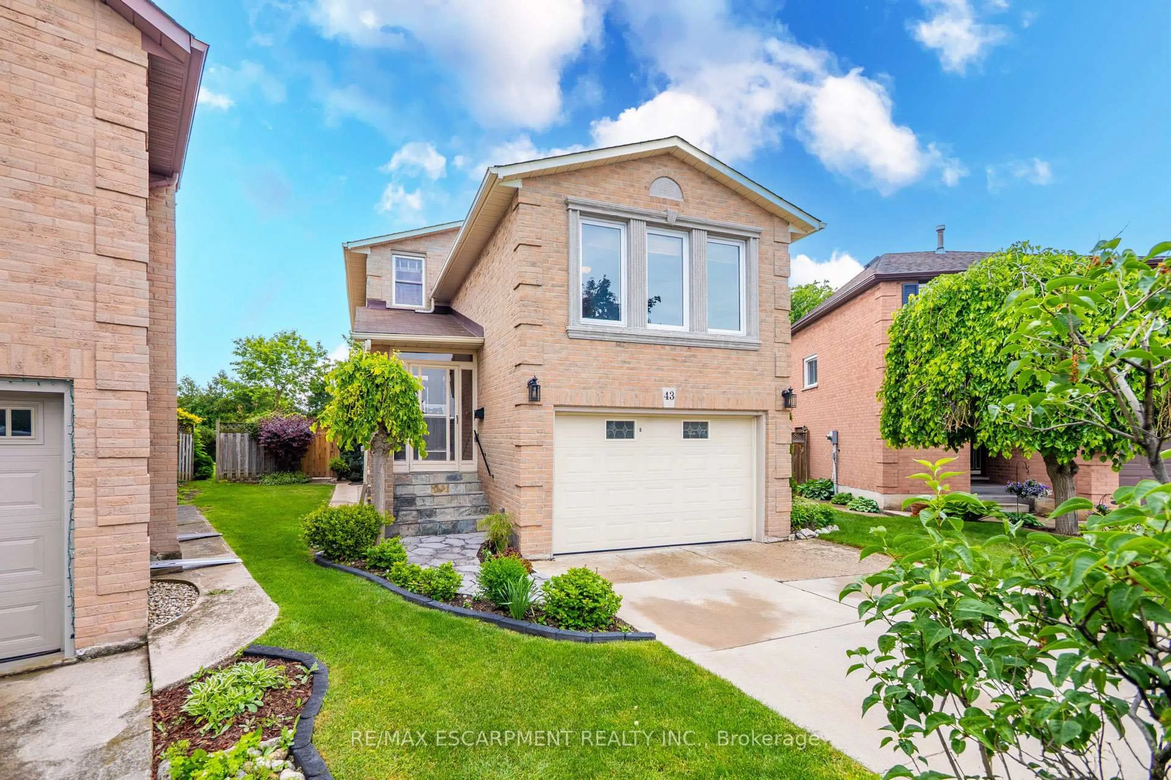 Home with brick exterior material, street for 43 Puritan Crt, Hamilton Ontario L8E 4K9