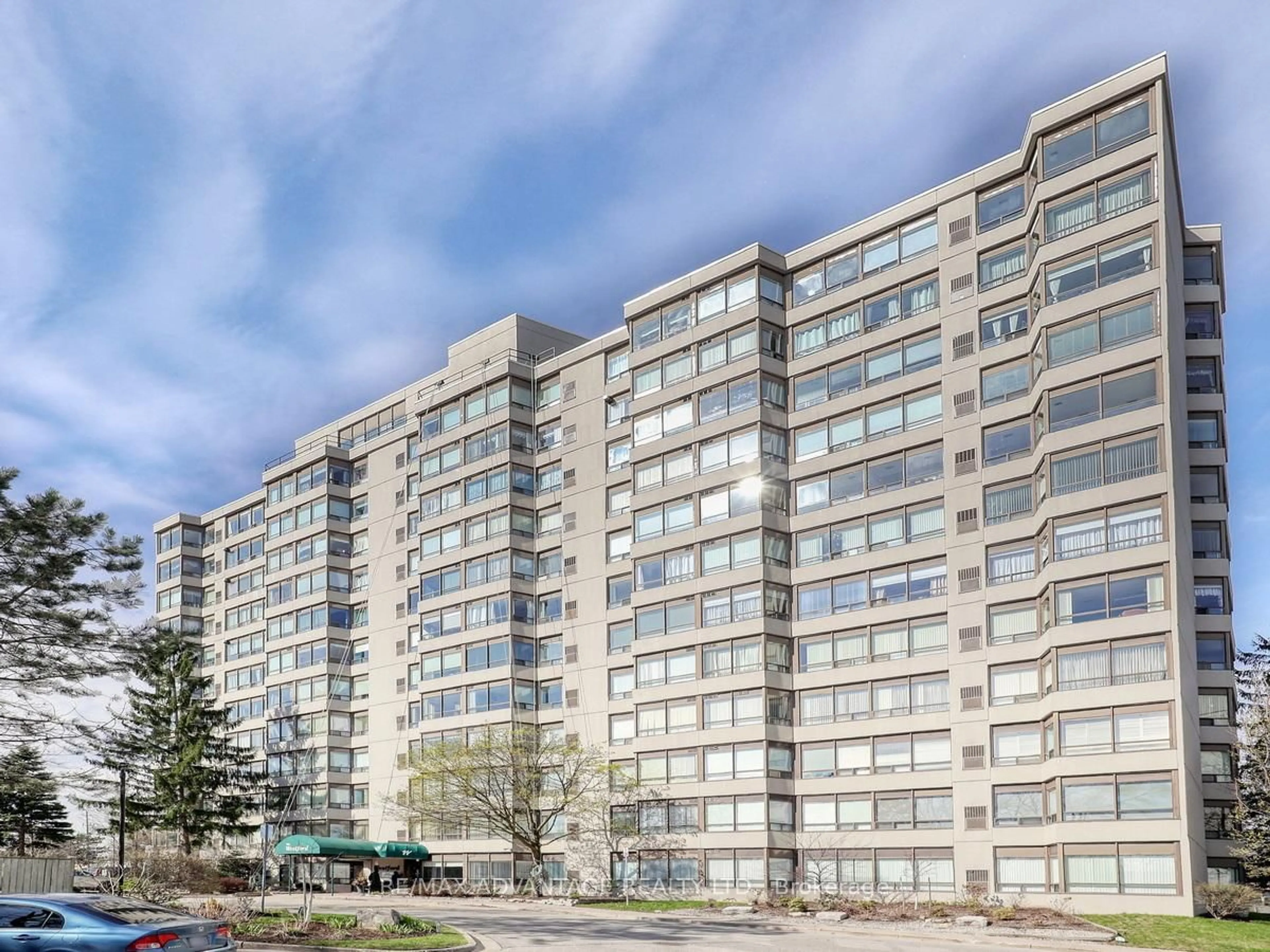 Unknown for 744 Wonderland Rd #205, London South Ontario N6K 4K3