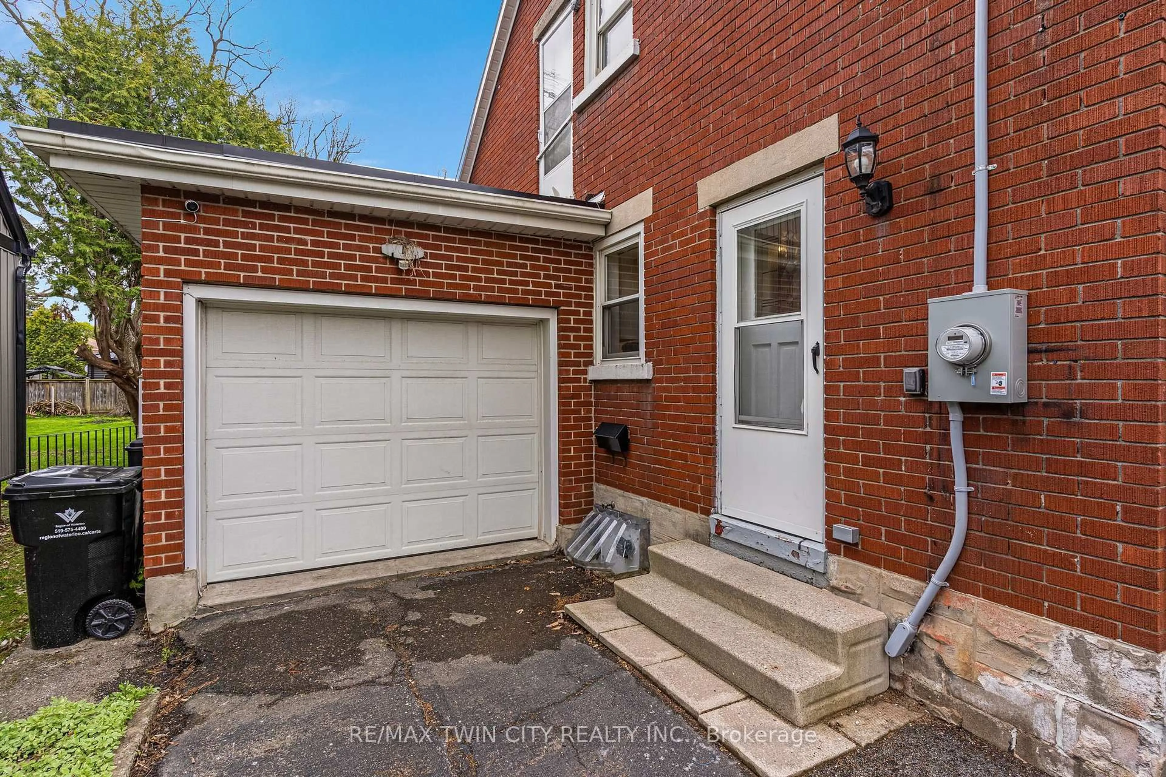 Home with brick exterior material, street for 305 Main St, Cambridge Ontario N1R 1Y2