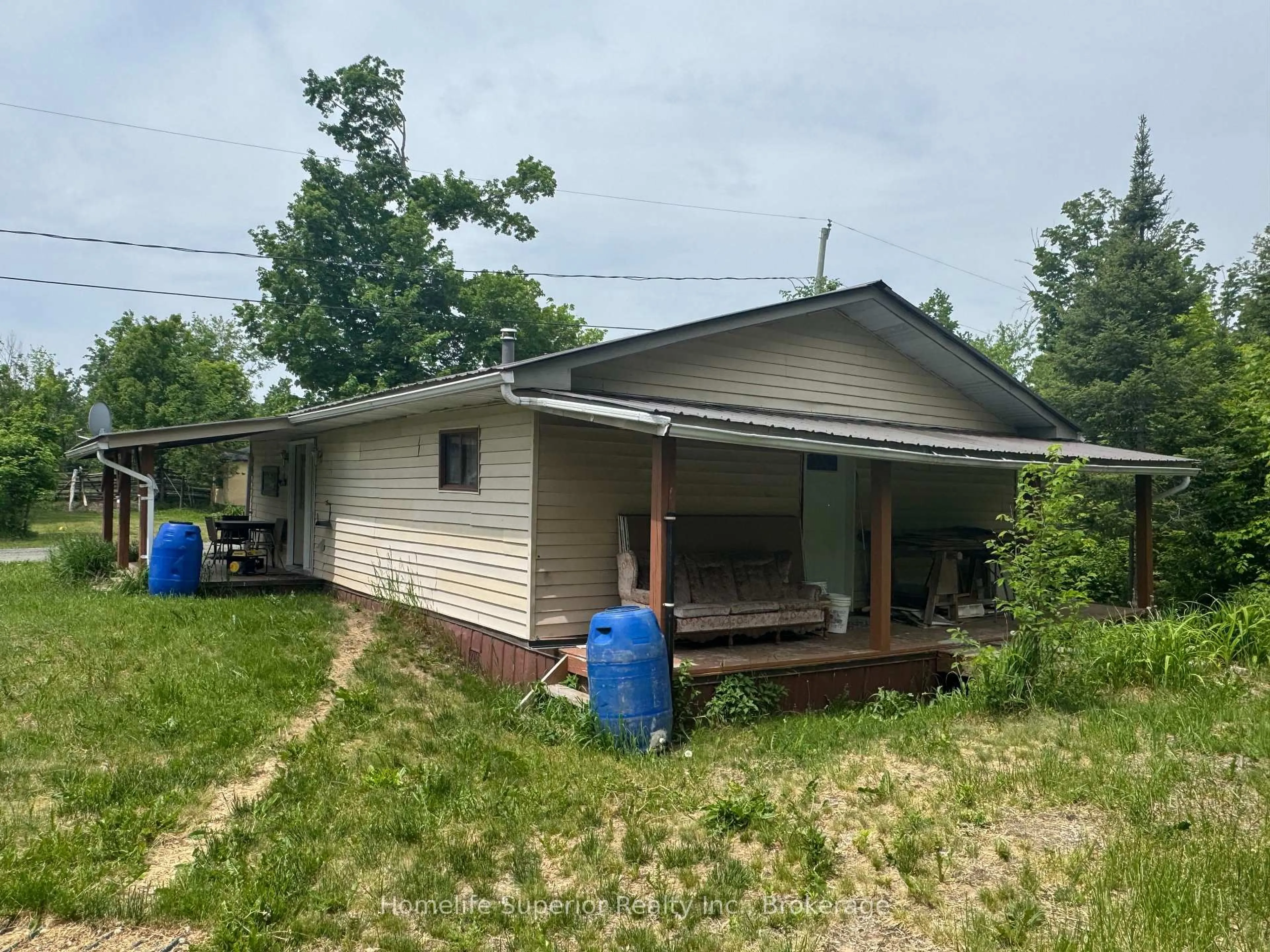 Shed for 975 Cleveland Rd, Madoc Ontario K0K 1Y0