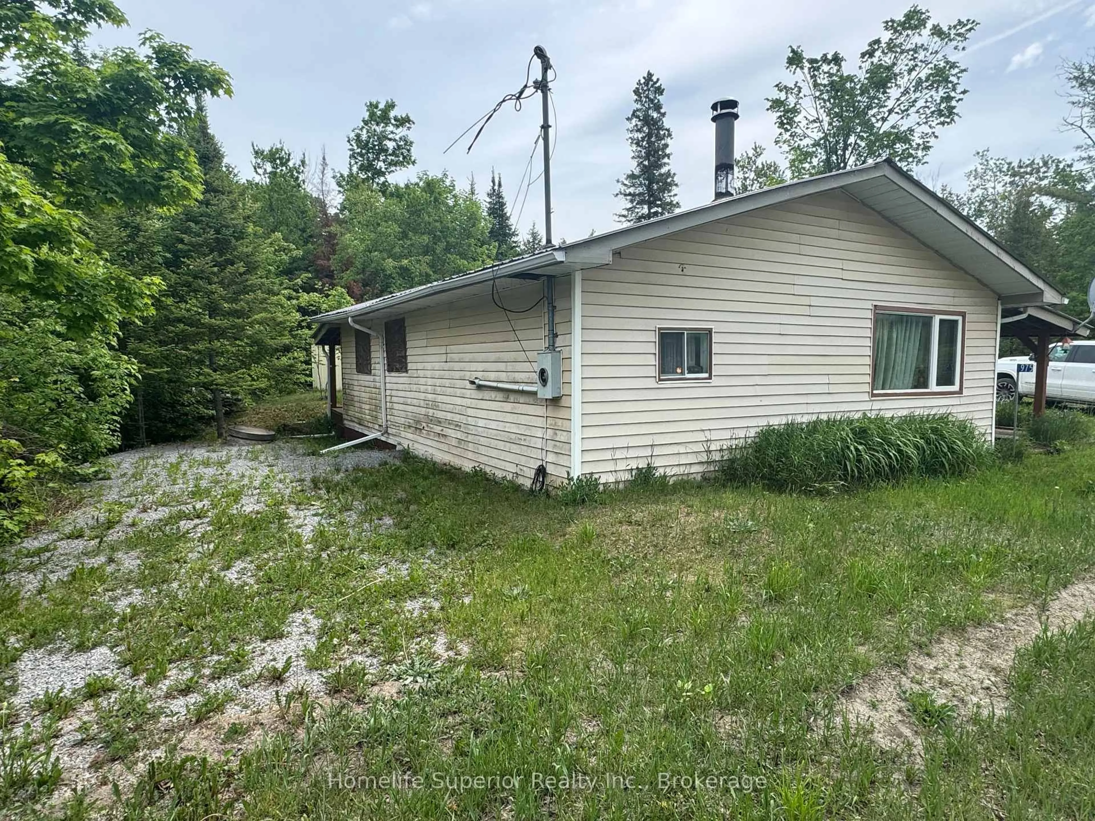 A pic from outside/outdoor area/front of a property/back of a property/a pic from drone, unknown for 975 Cleveland Rd, Madoc Ontario K0K 1Y0