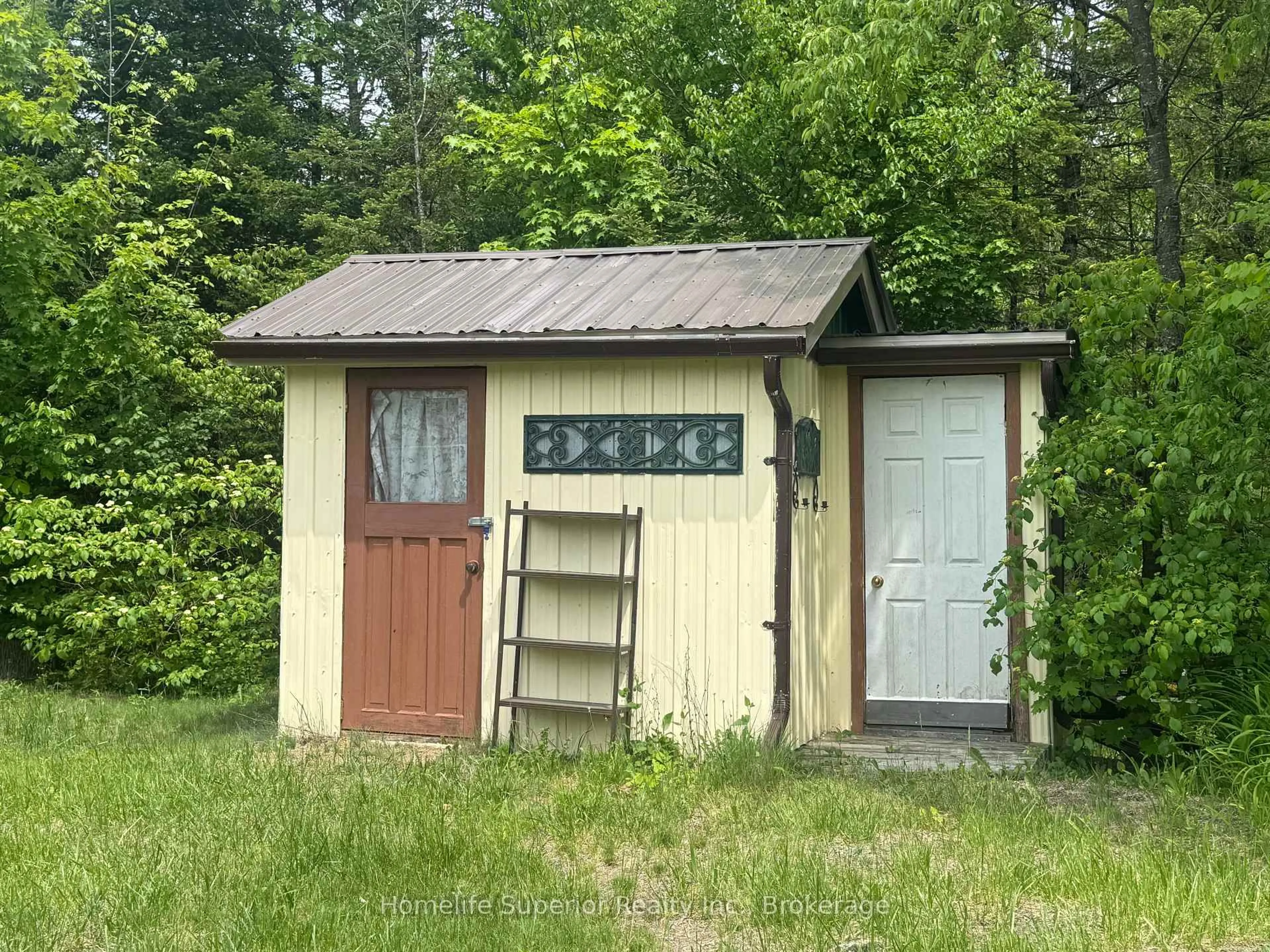 Shed for 975 Cleveland Rd, Madoc Ontario K0K 1Y0