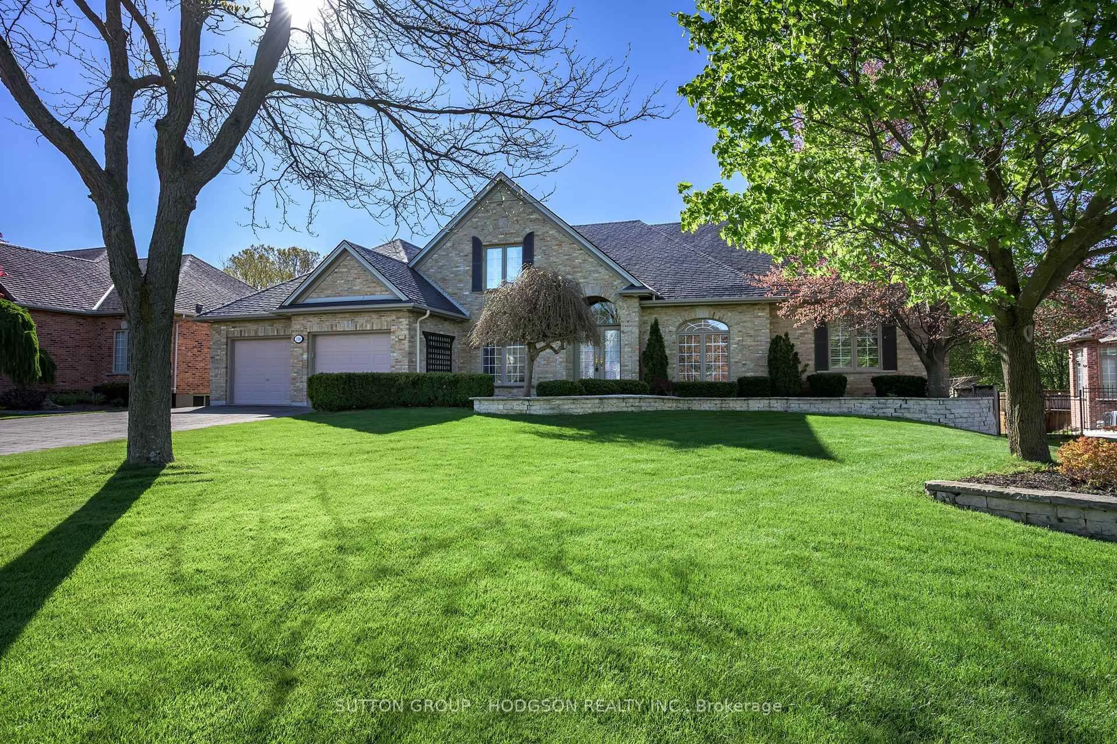 Home with brick exterior material, street for 106 Northumberland Rd, London North Ontario N6H 5H5