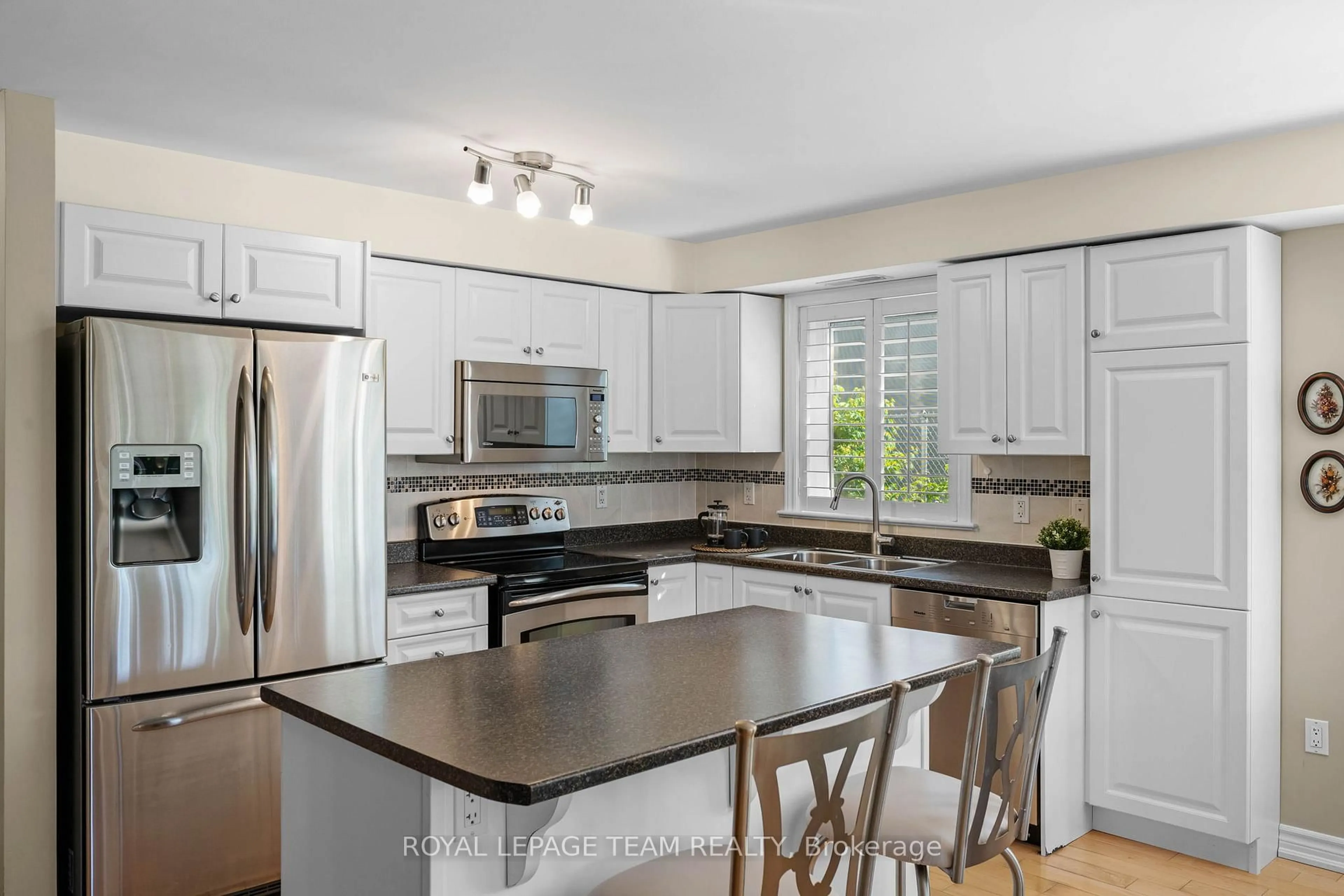 Open concept kitchen, unknown for 14 Norice St #101, Ottawa Ontario K2G 2X4