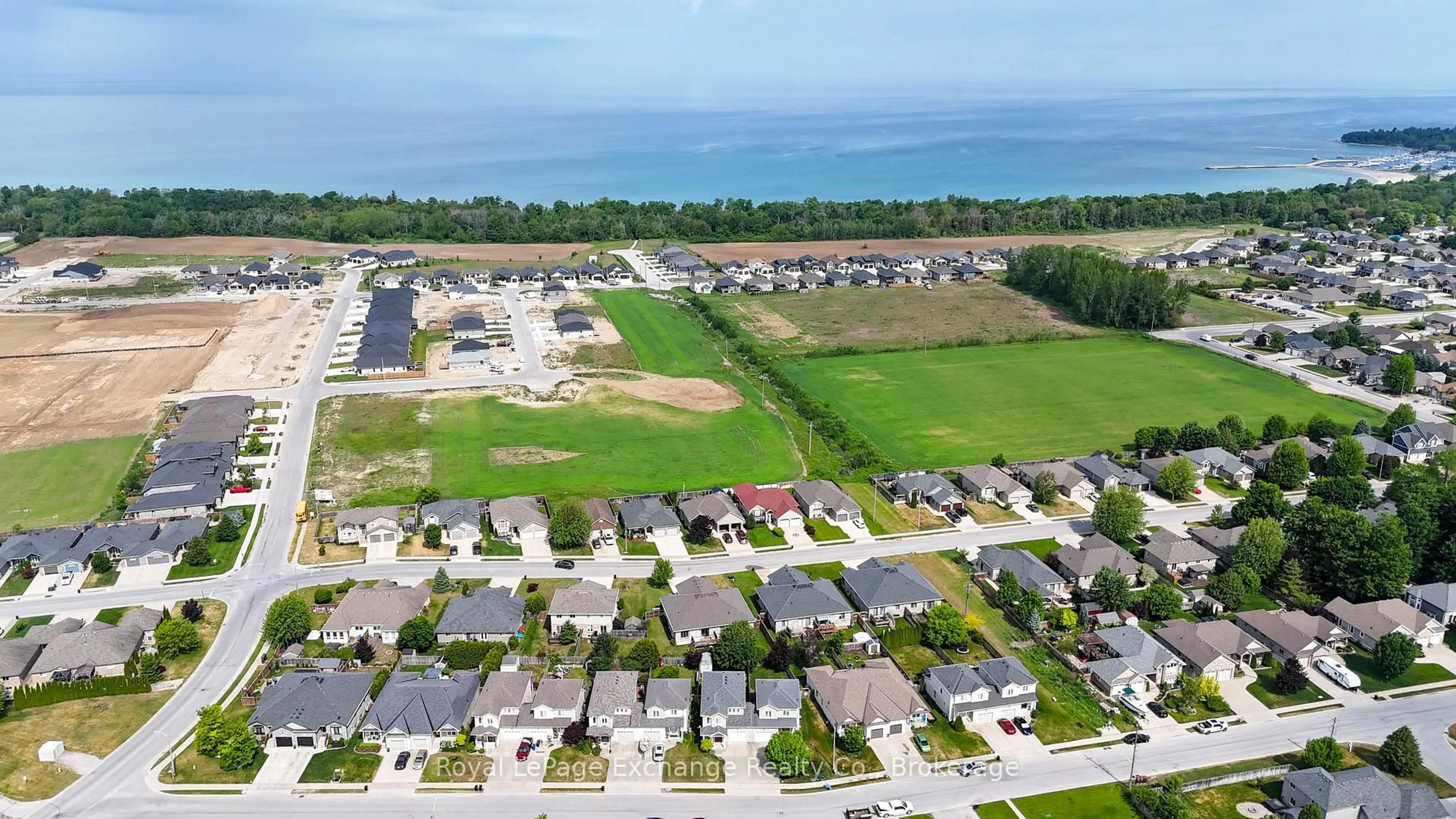 A pic from outside/outdoor area/front of a property/back of a property/a pic from drone, water/lake/river/ocean view for 314 Ray St, Saugeen Shores Ontario N0H 2C1
