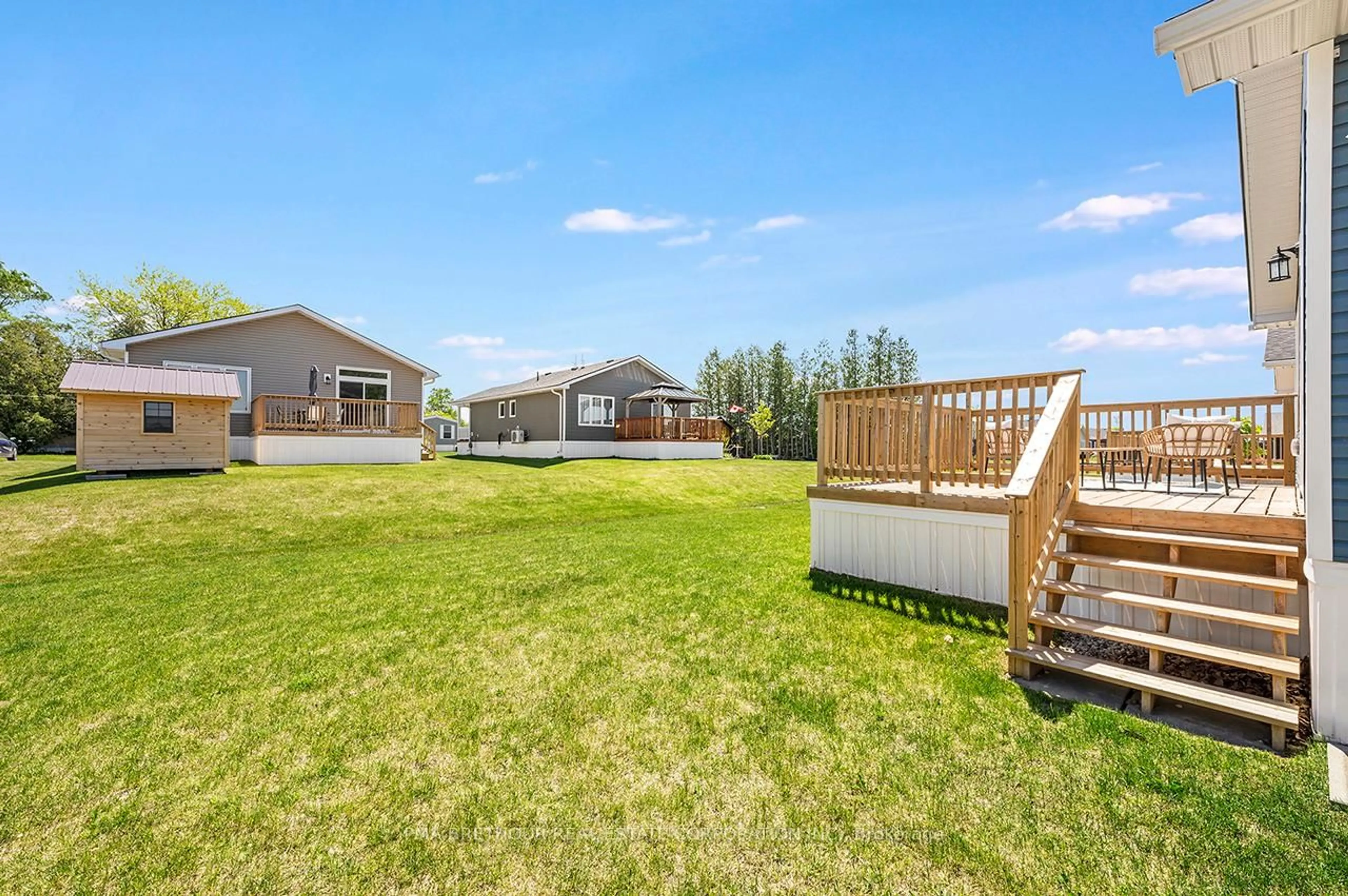 Unknown for 20 Bluffs View Blvd, Ashfield-Colborne-Wawanosh Ontario N7A 0C1