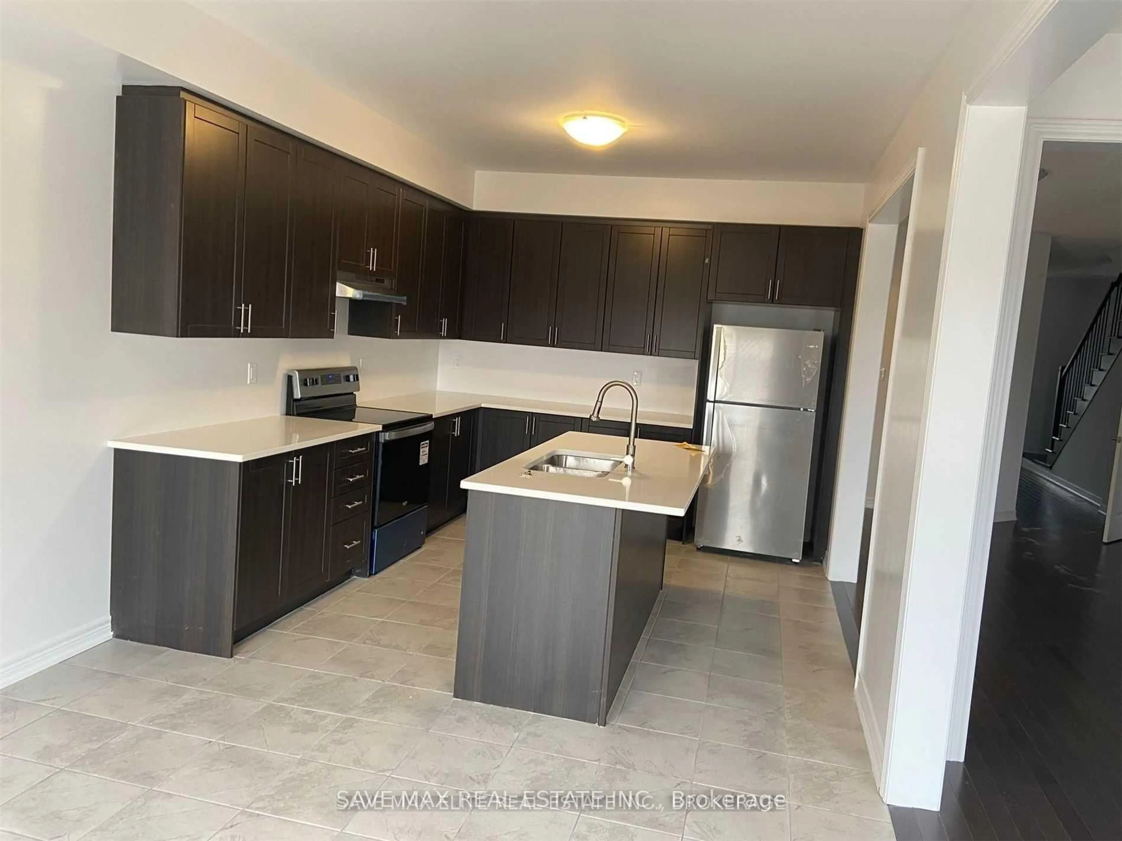Standard kitchen, unknown for 335 Ridley Cres, Southgate Ontario N0C 1B0