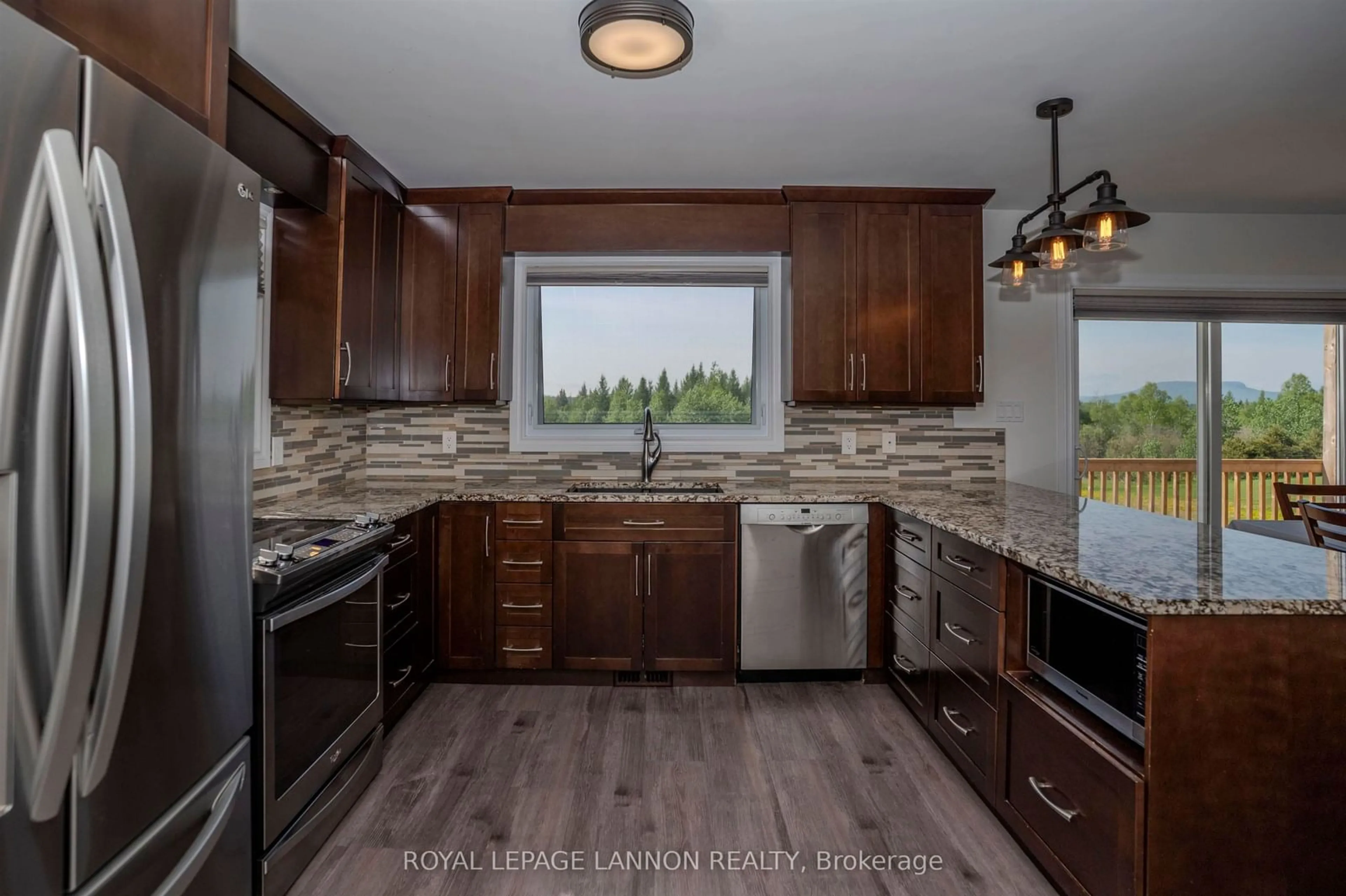 Open concept kitchen, unknown for 41 Fraser Rd, Oliver Paipoonge Ontario P7K 0K8