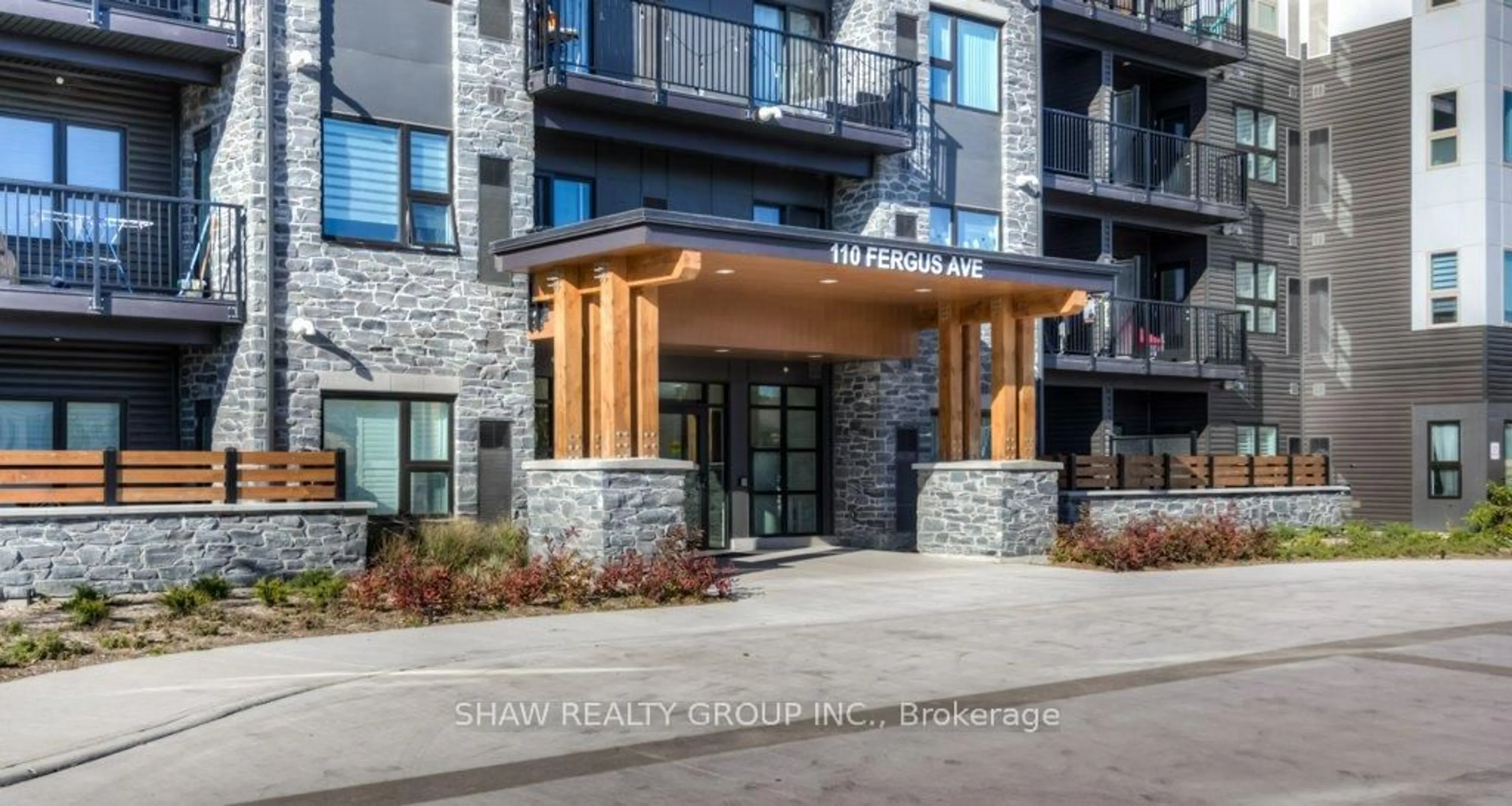 Indoor entryway for 110 FERGUS Ave #205, Kitchener Ontario N2A 2H4