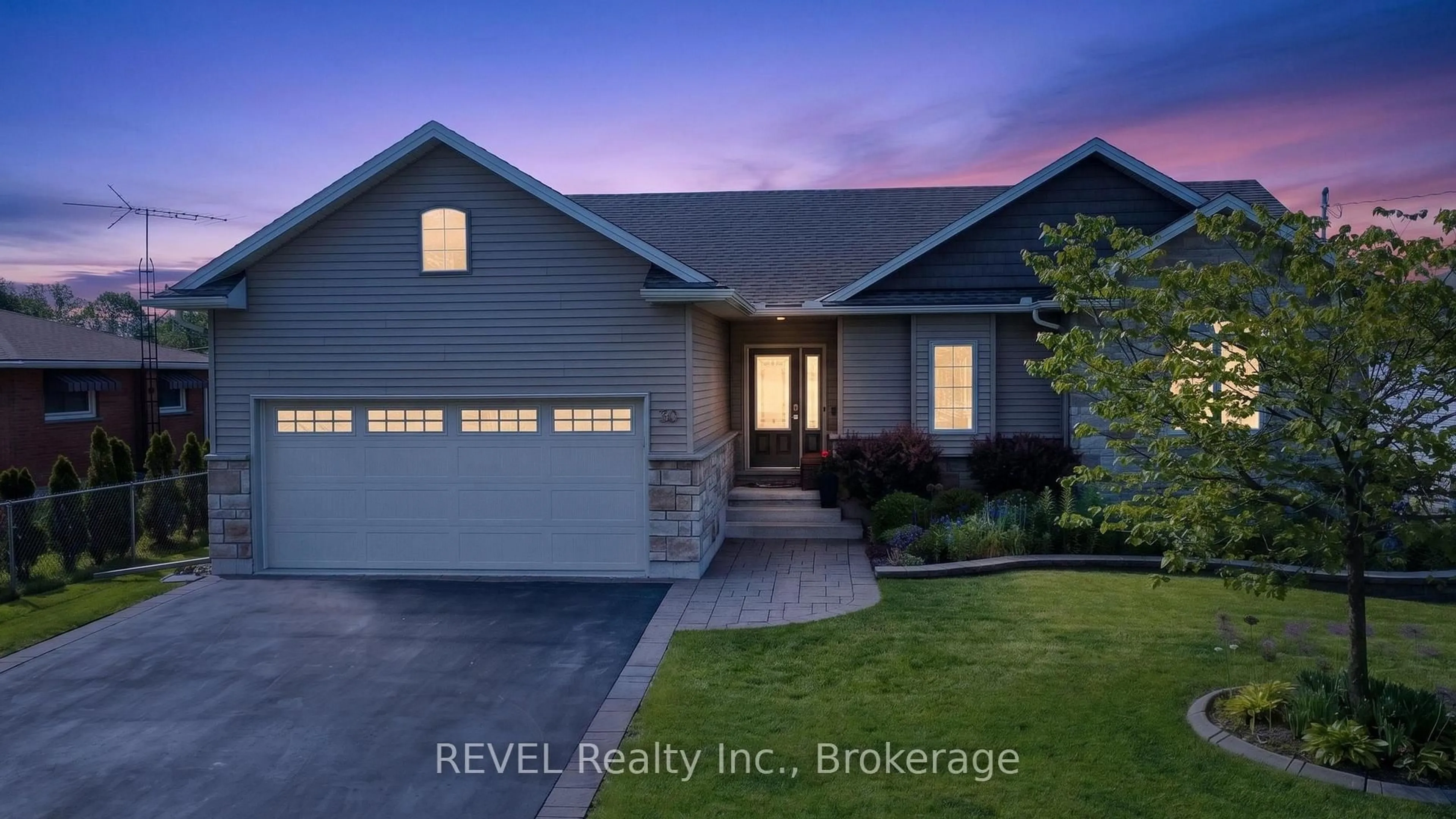 Unknown for 30 Drummond Cres, Fort Erie Ontario L2A 1L2
