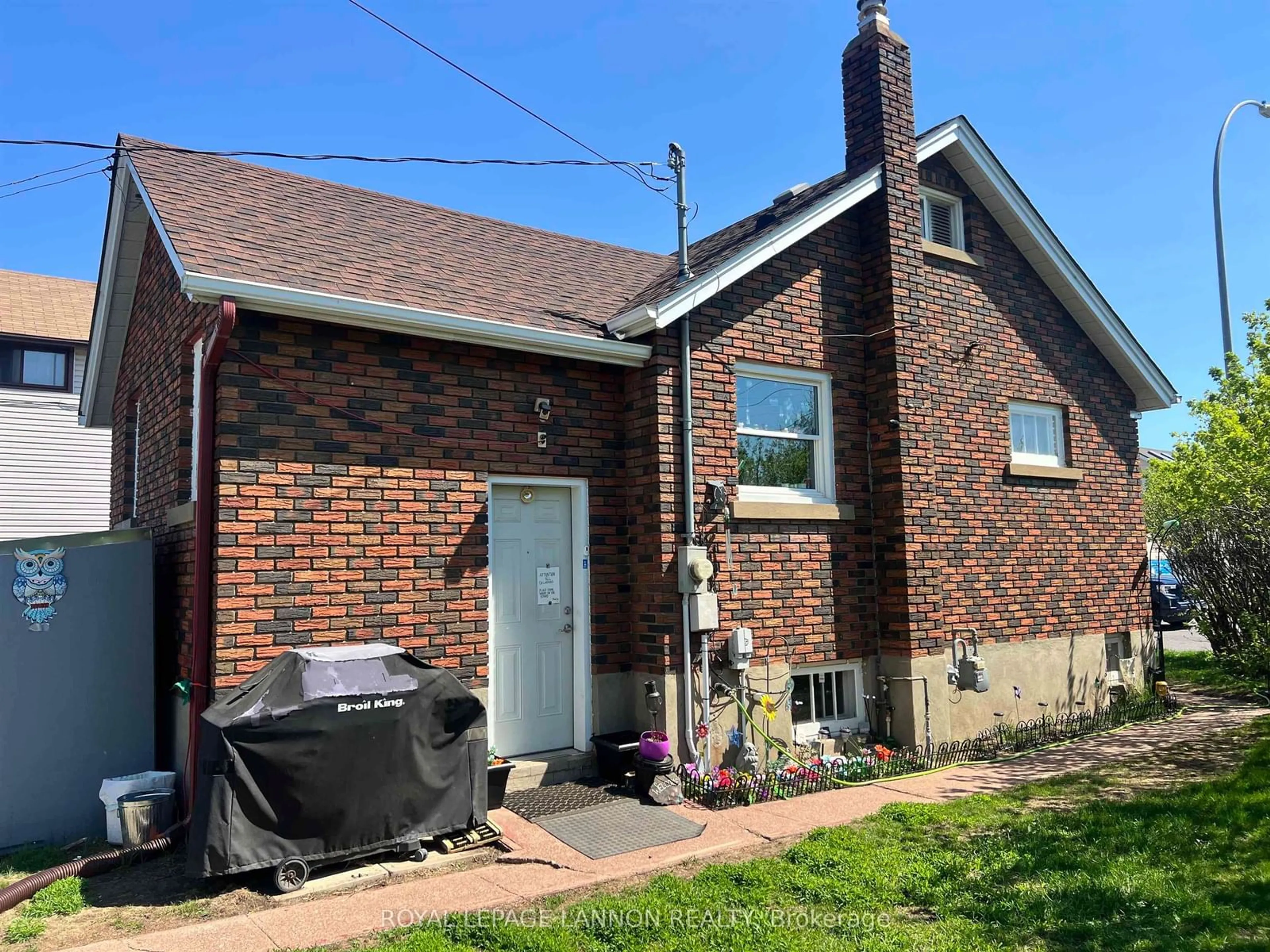 Home with brick exterior material, street for 715 May St, Thunder Bay Ontario P7C 3S1