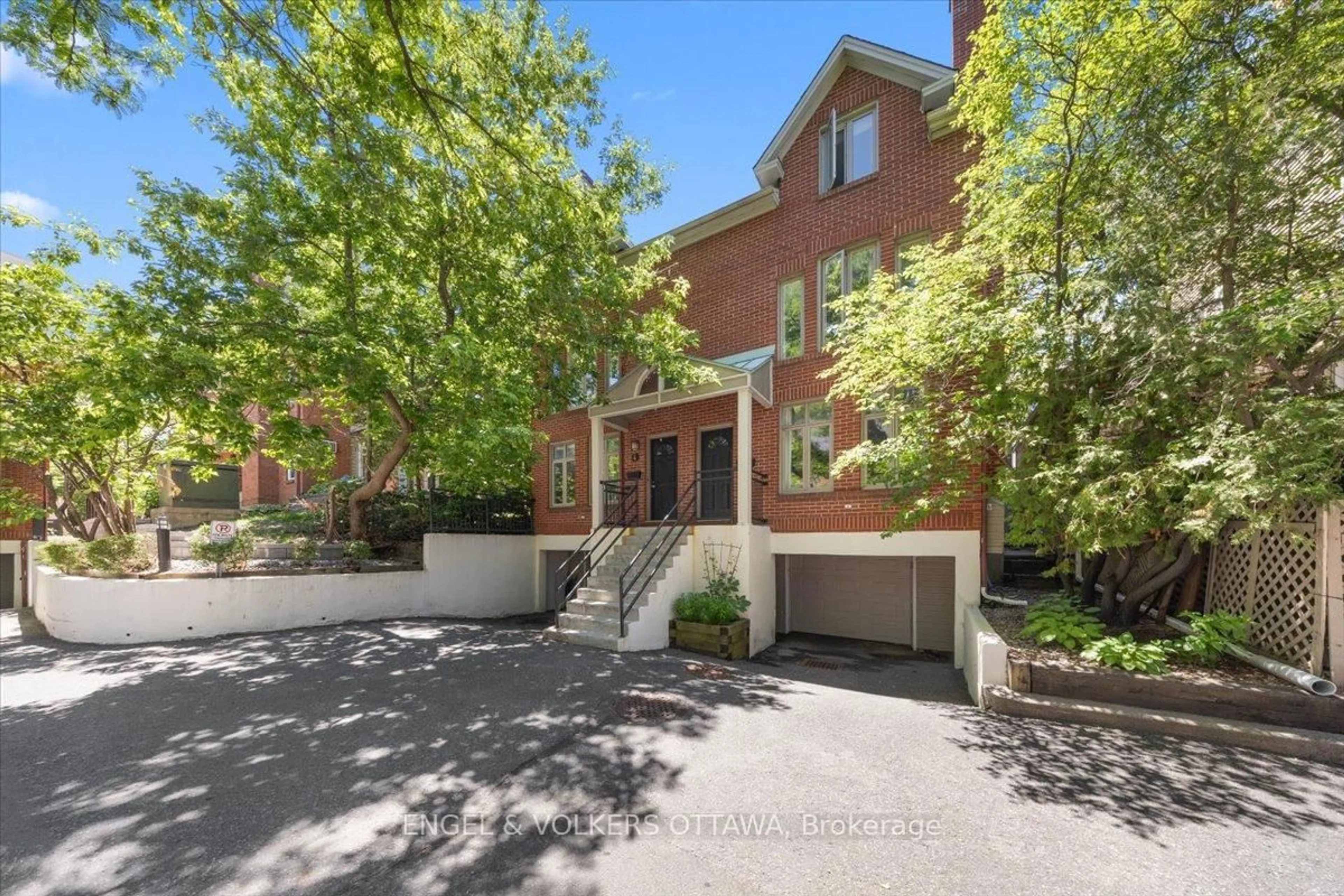 Home with brick exterior material, street for 72 Greenfield Ave #4, Ottawa Ontario K1S 0X7
