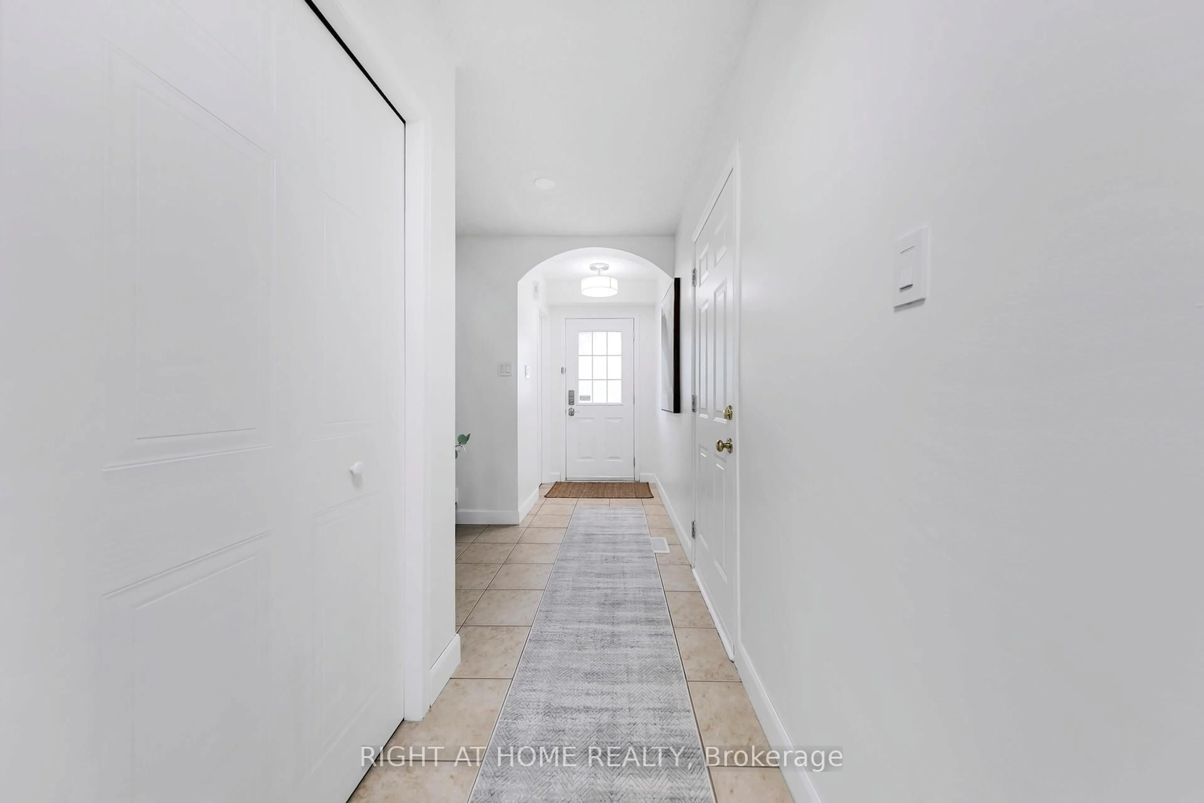 Unknown for 77 Milson Cres, Guelph Ontario N1C 1G7