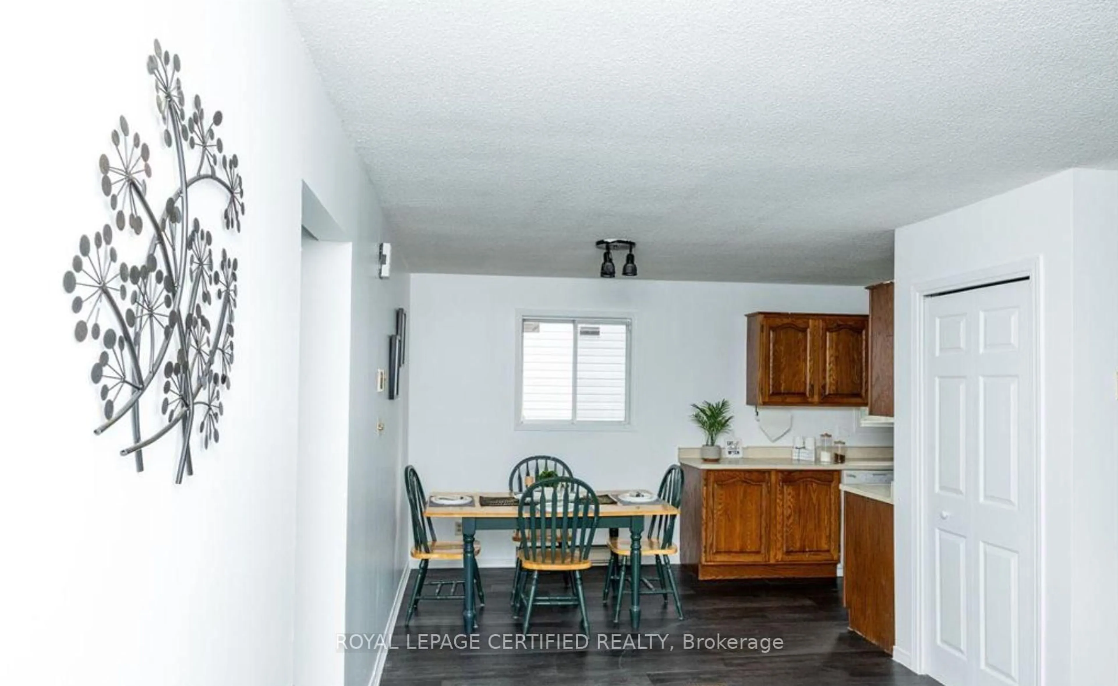 Unknown for 1089 ROY Ave, Cornwall Ontario K6H 4C2