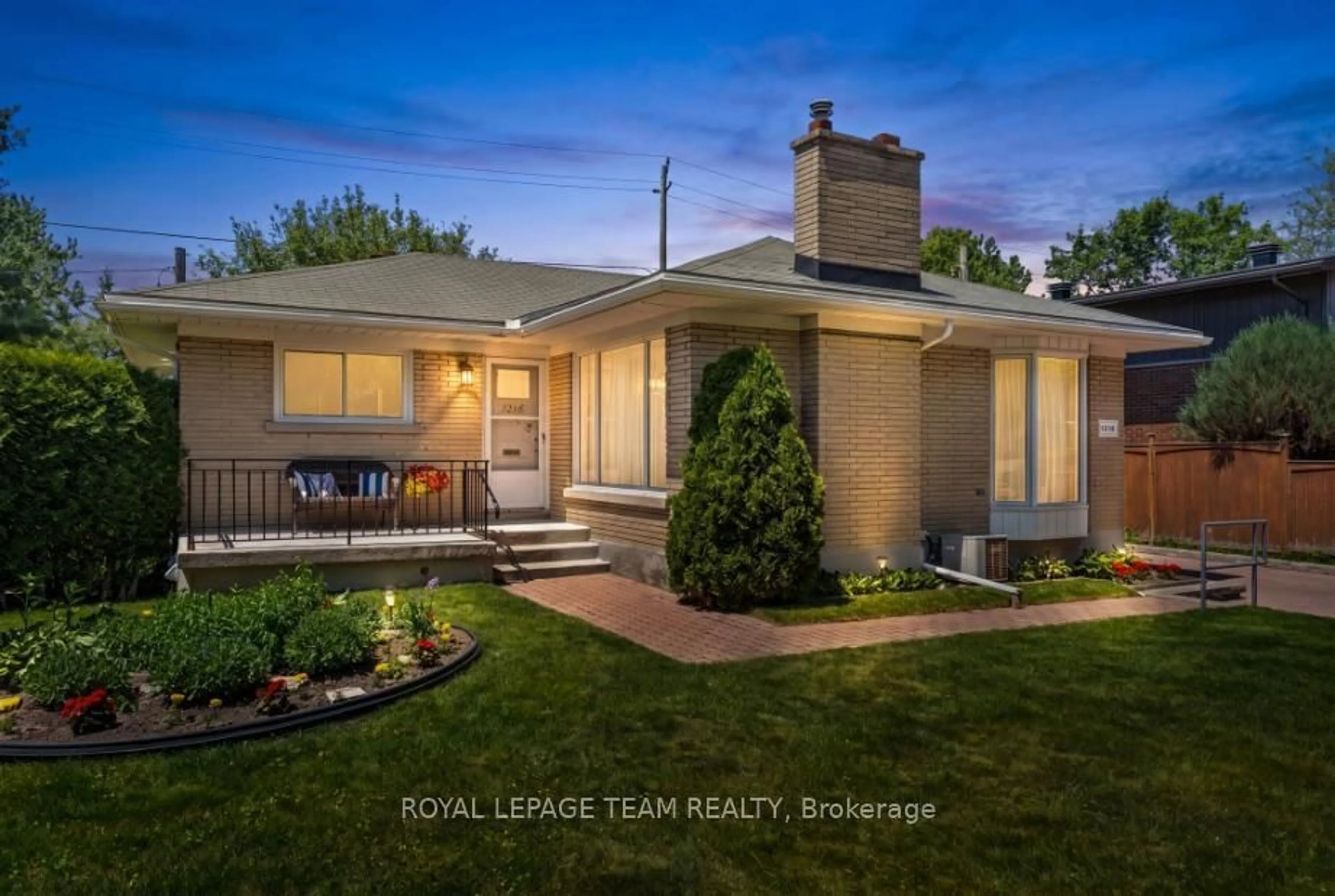 Home with vinyl exterior material, street for 1218 Cline Cres, Ottawa Ontario K2C 2P2