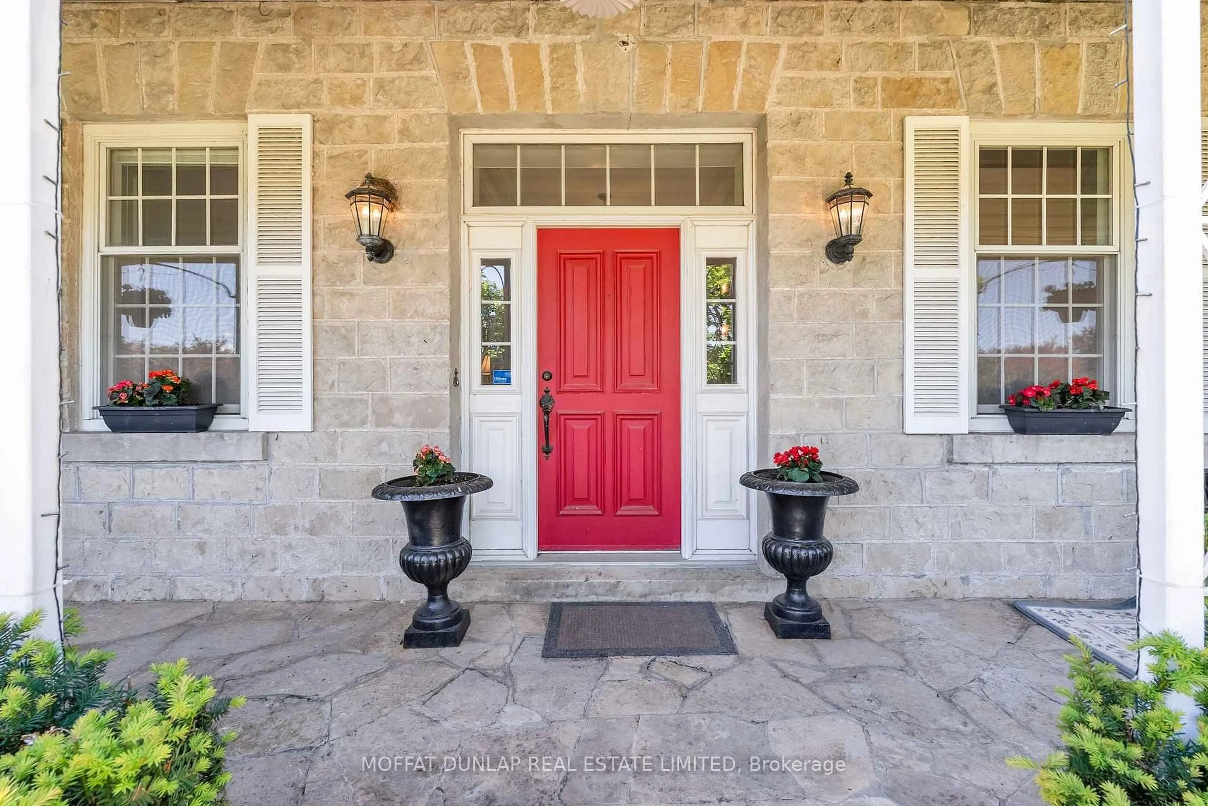 Indoor entryway for 5874 Wellington Road 29, Centre Wellington Ontario N0B 2K0