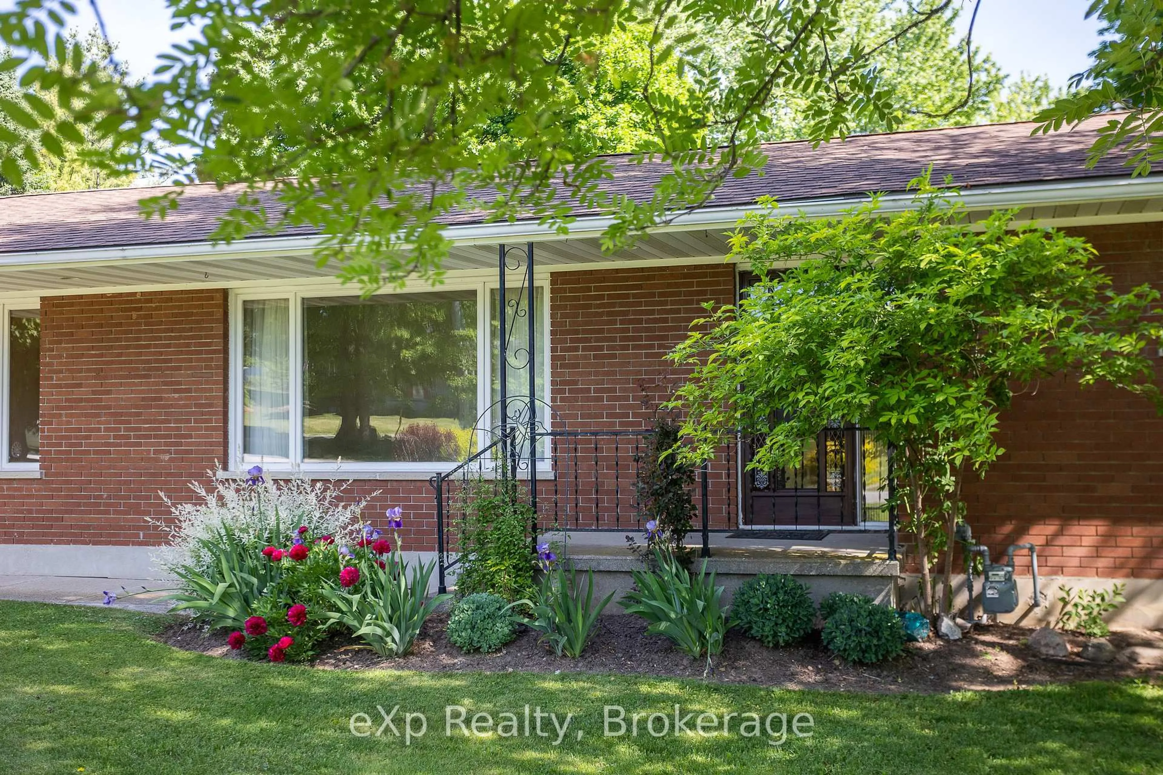 Home with brick exterior material, street for 823015 Massie Rd, Chatsworth Ontario N0H 1G0