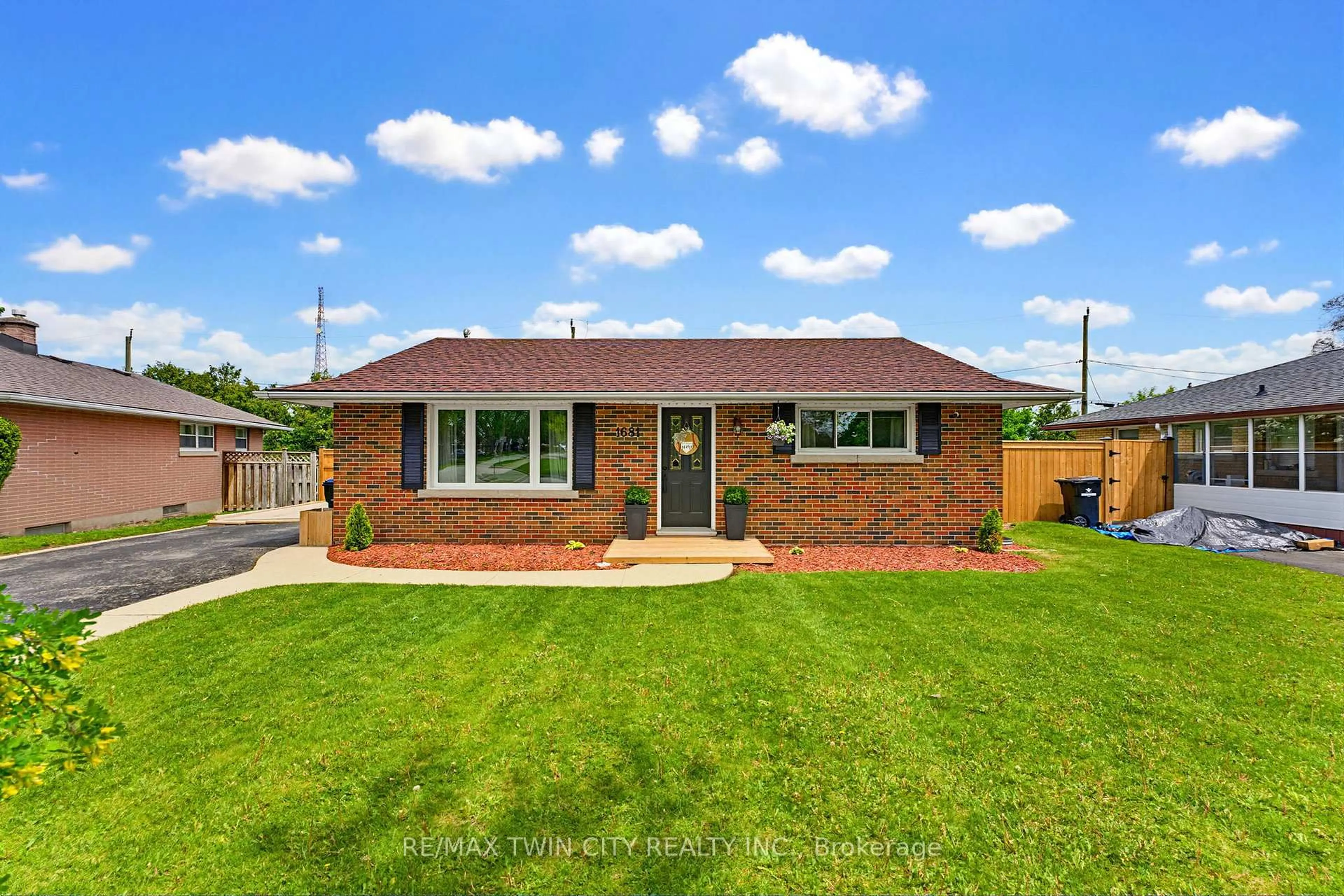 Home with brick exterior material, street for 1681 Severn Ave, Cambridge Ontario N3H 2R6