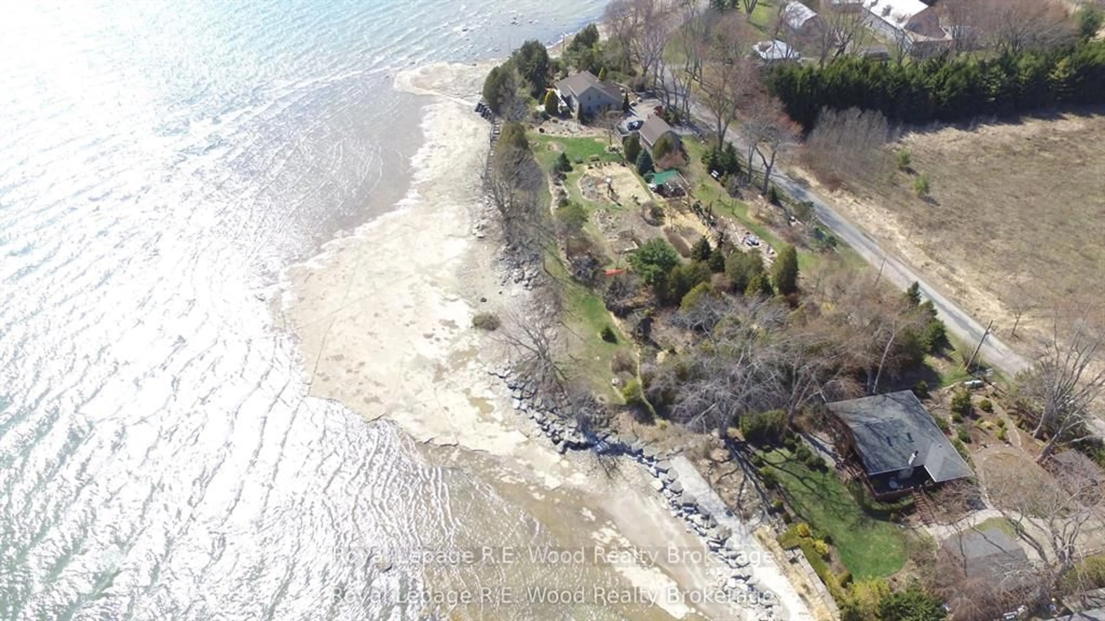 A pic from outside/outdoor area/front of a property/back of a property/a pic from drone, water/lake/river/ocean view for 1806 Lakeshore Rd, Haldimand Ontario N0A 1P0