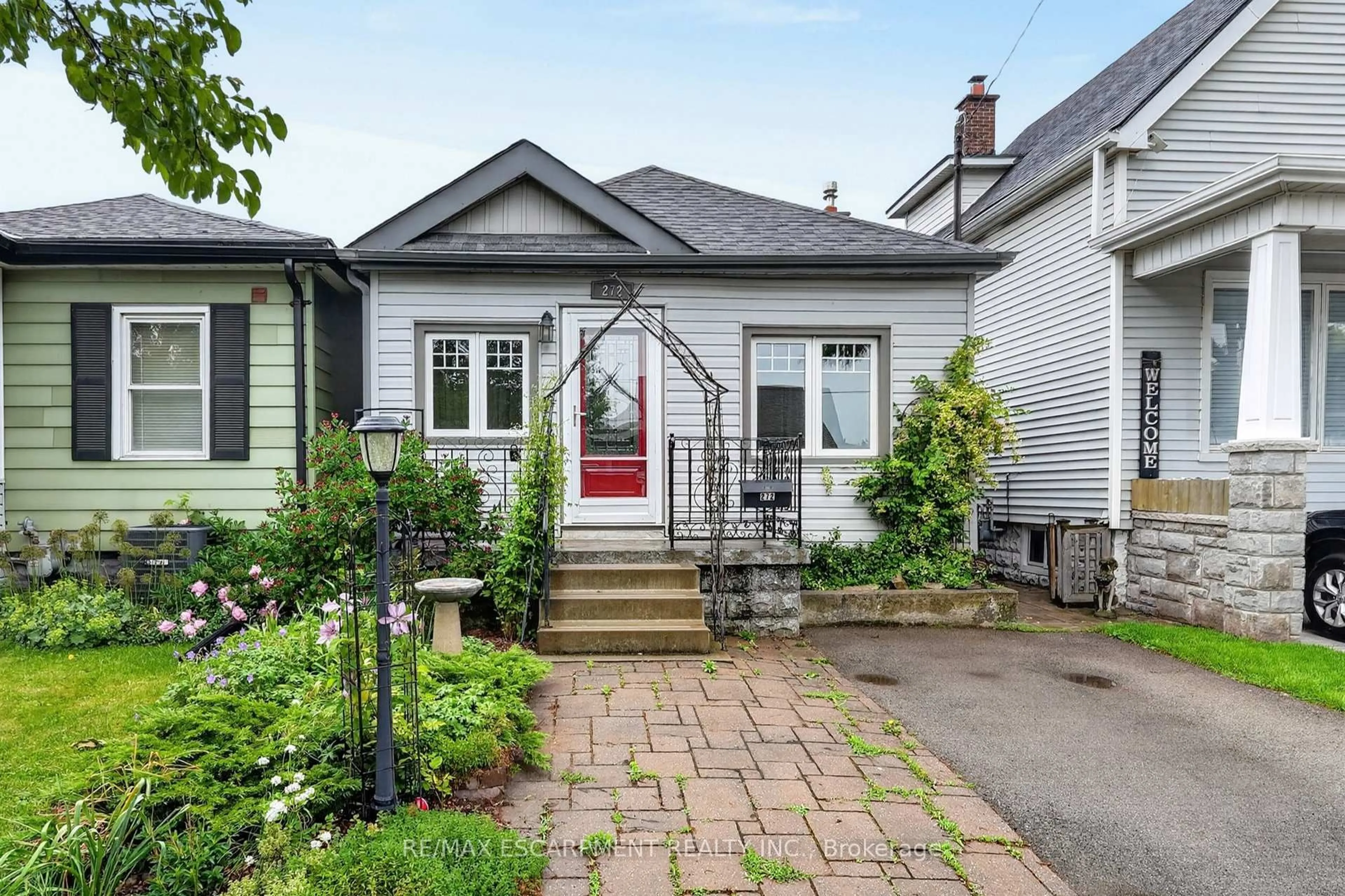 Unknown for 272 Cope St, Hamilton Ontario L8H 5B5