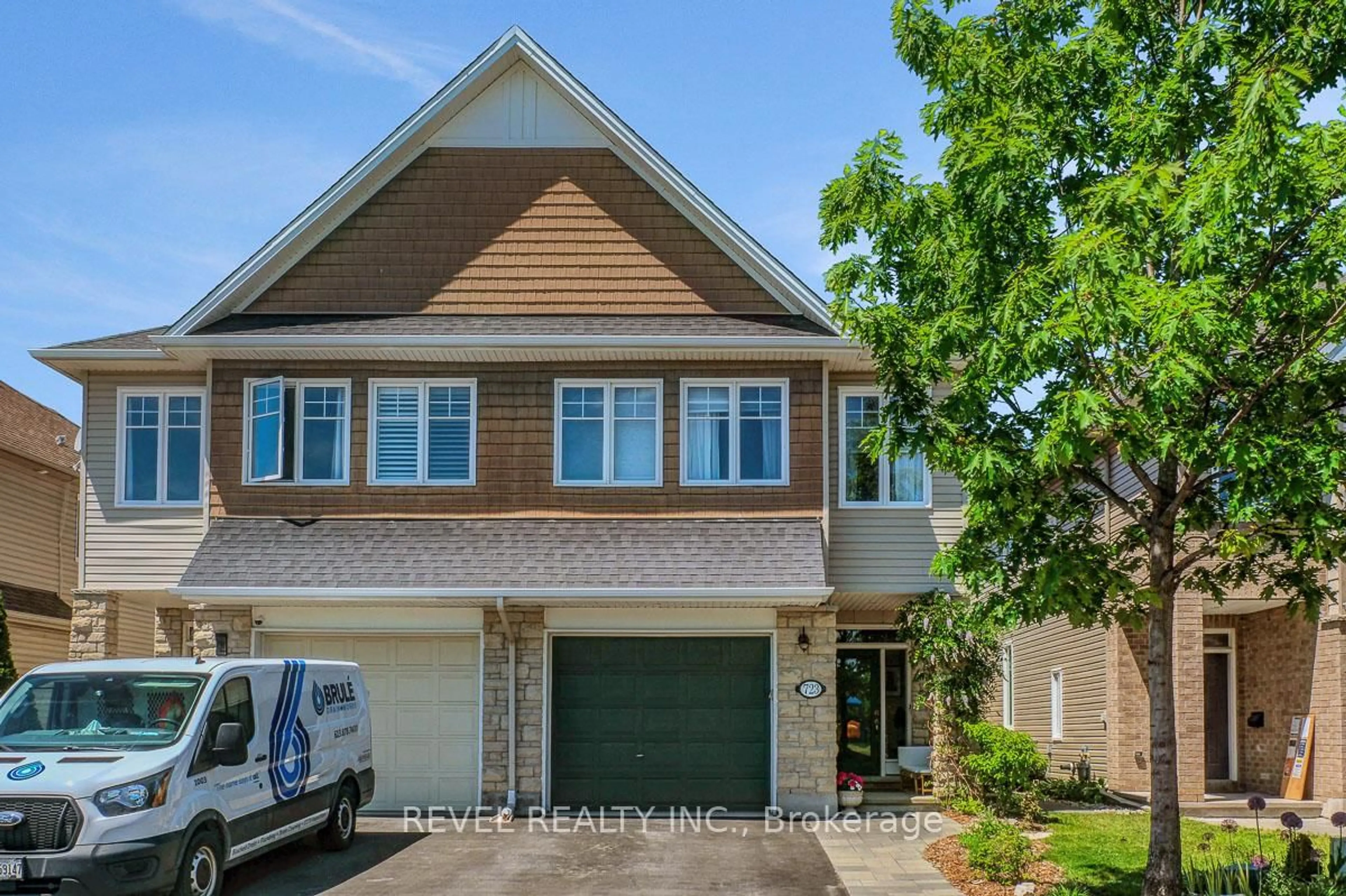 Home with brick exterior material, street for 723 White Alder Ave, Ottawa Ontario K1T 0E8