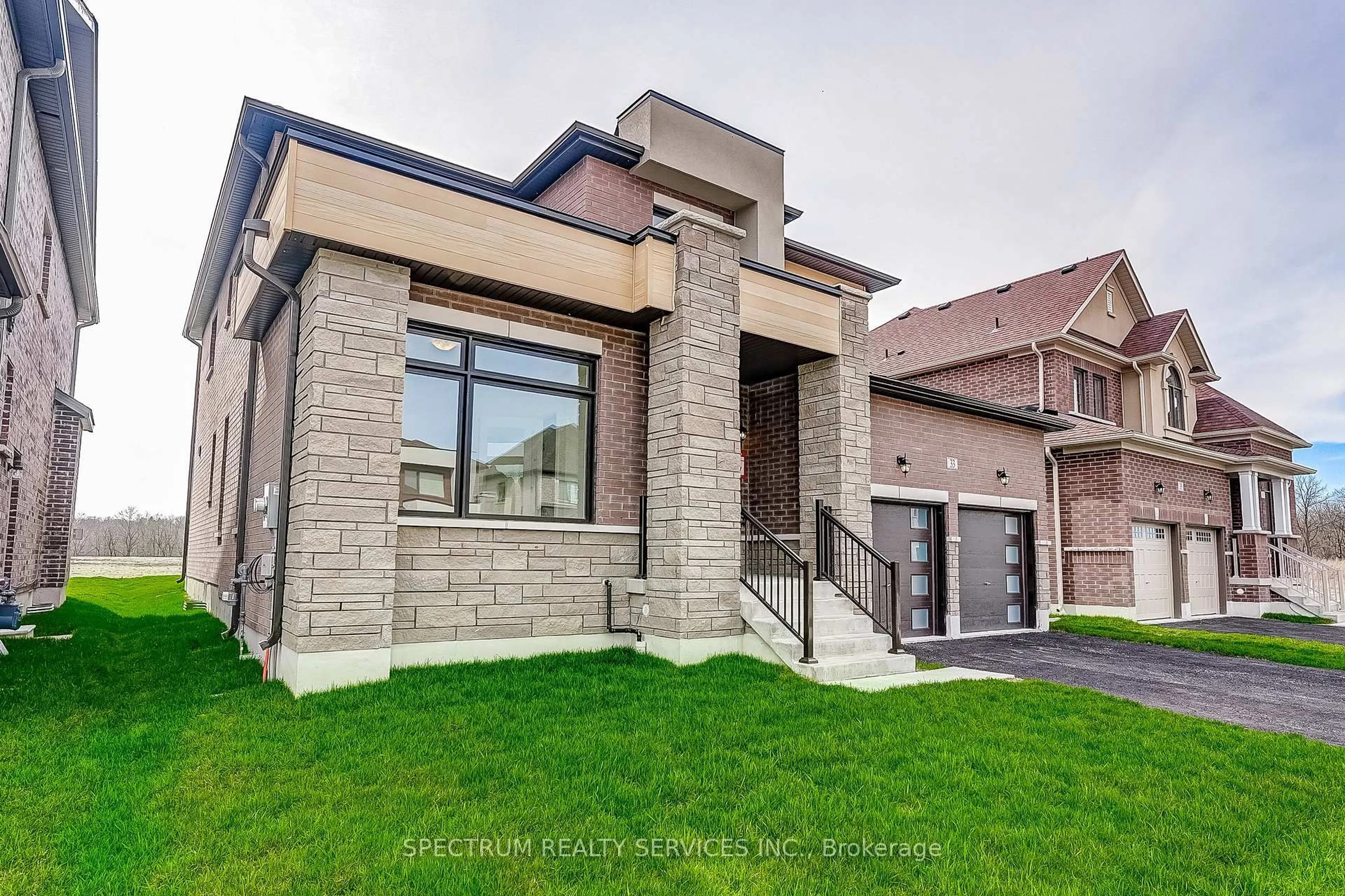 Home with brick exterior material, unknown for 33 Dore Dr, Brantford Ontario N3T 0X8
