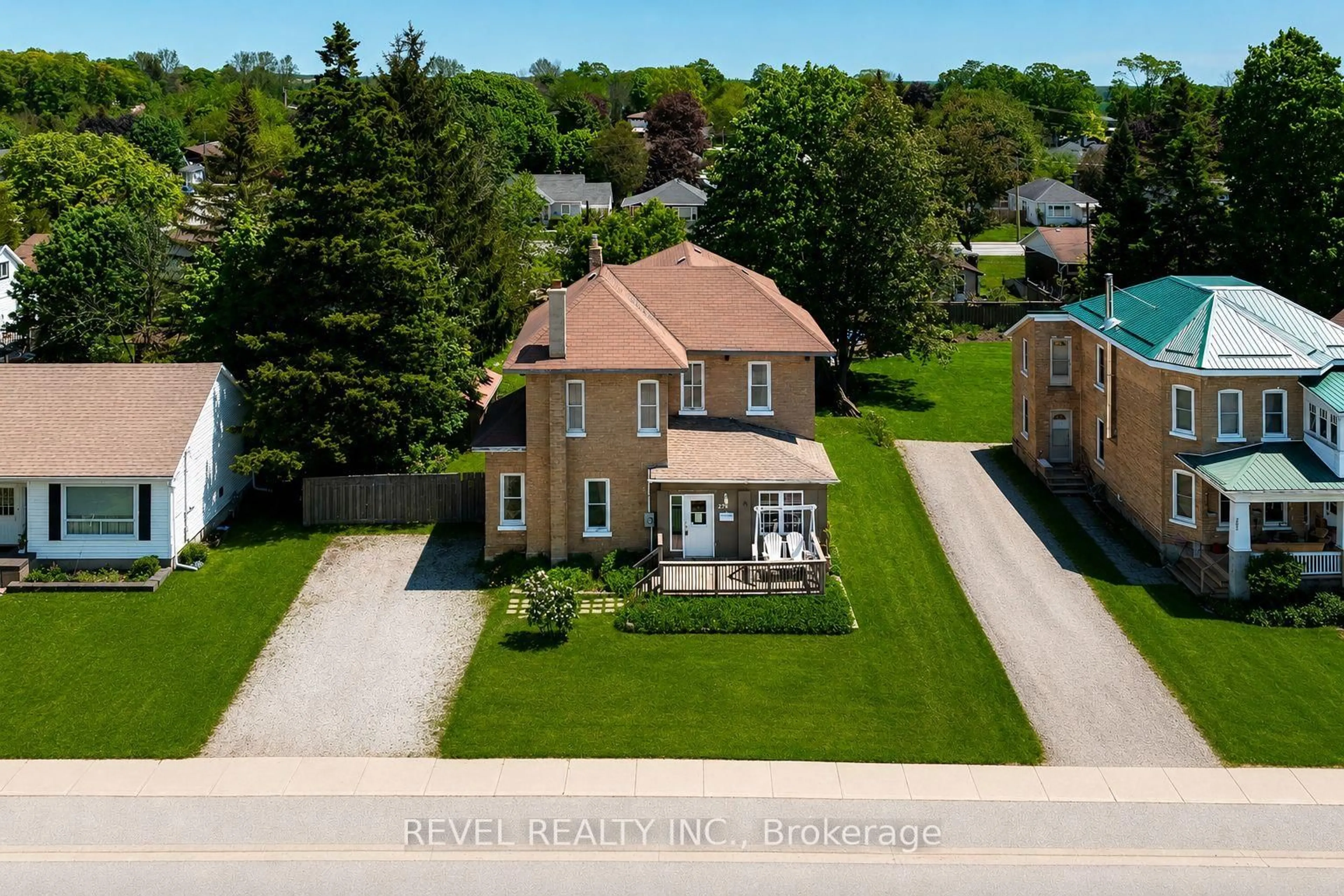 A pic from outside/outdoor area/front of a property/back of a property/a pic from drone, unknown for 279 1st Ave, Arran-Elderslie Ontario N0G 1L0