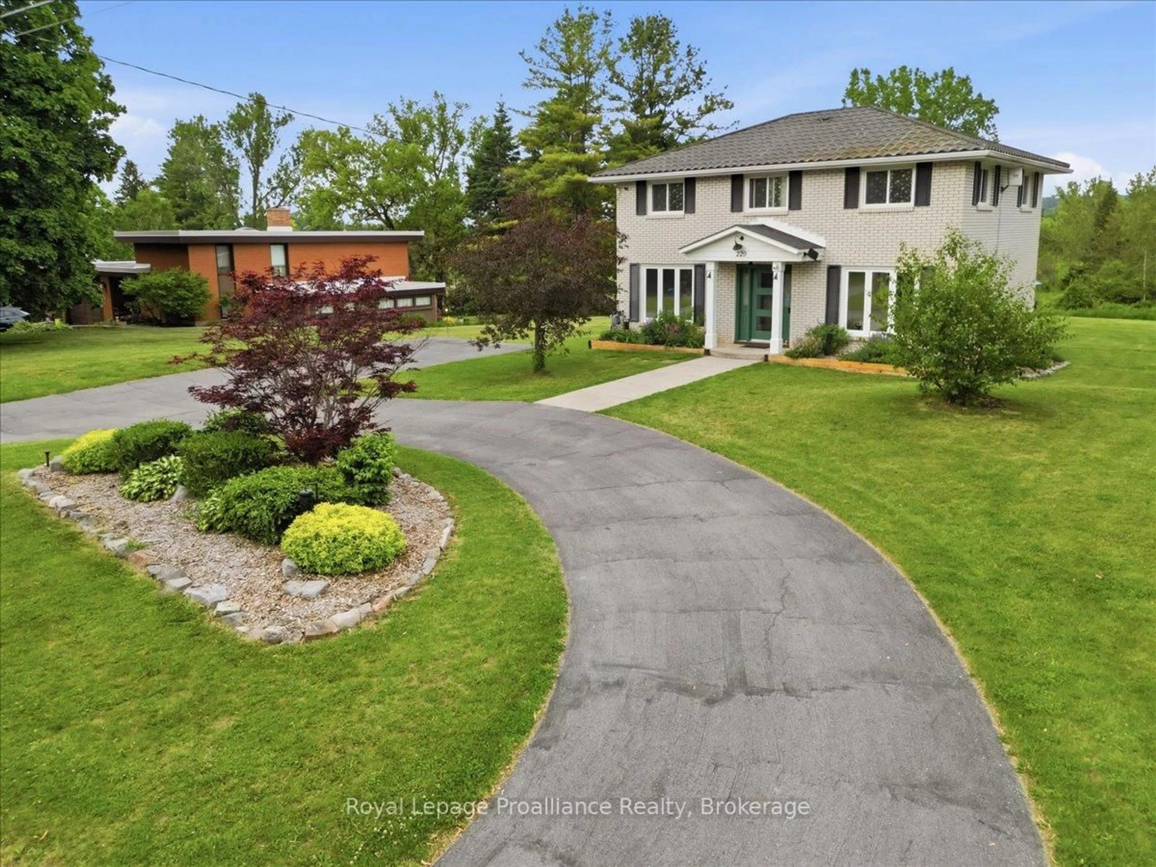 A pic from outside/outdoor area/front of a property/back of a property/a pic from drone, street for 229 Henry St, Stirling Ontario K0K 3E0