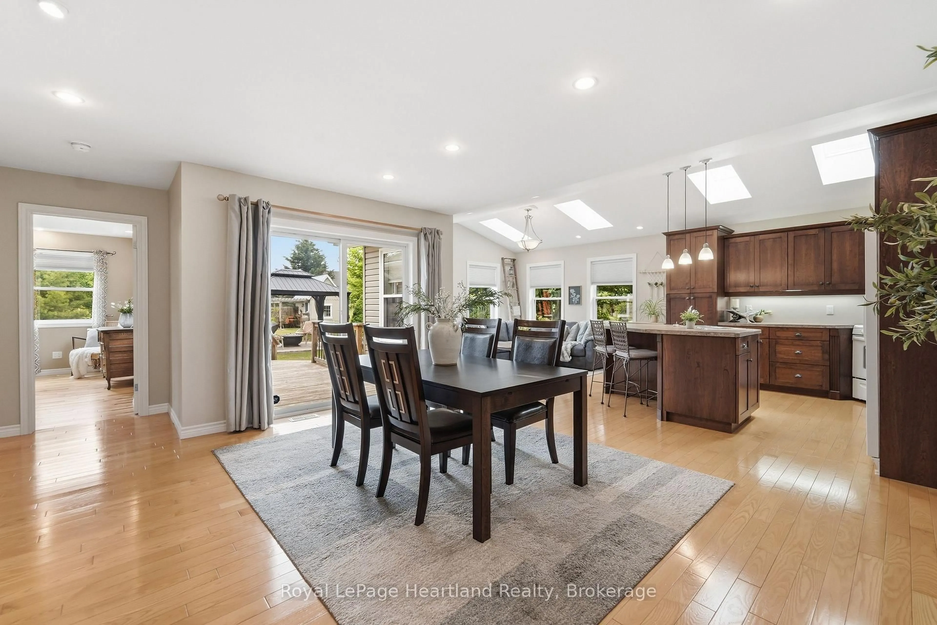Open concept kitchen, unknown for 35095 Old River Rd, Bluewater Ontario N0M 1G0