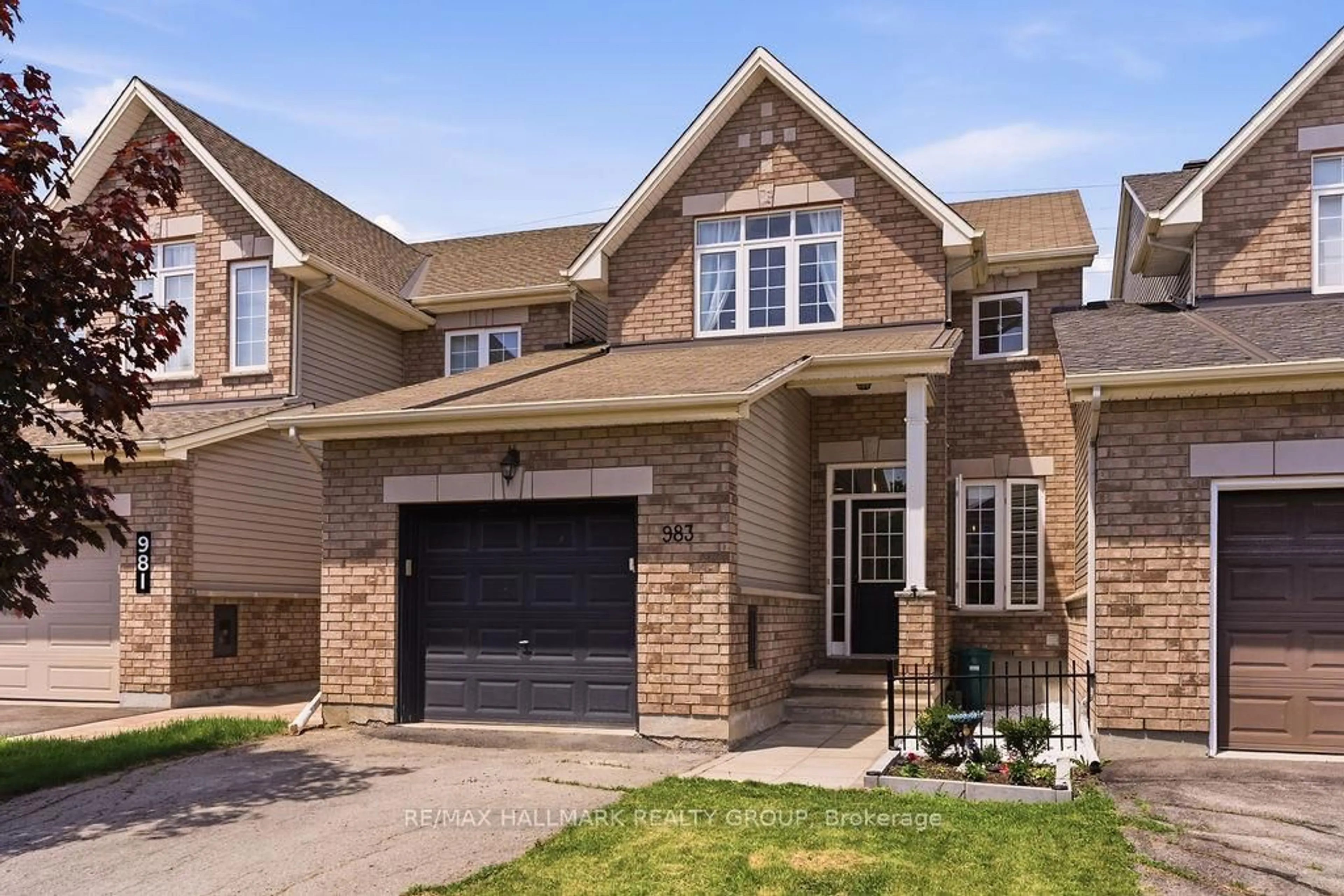 Home with brick exterior material, street for 983 Markwick Cres, Ottawa Ontario K4A 4X9