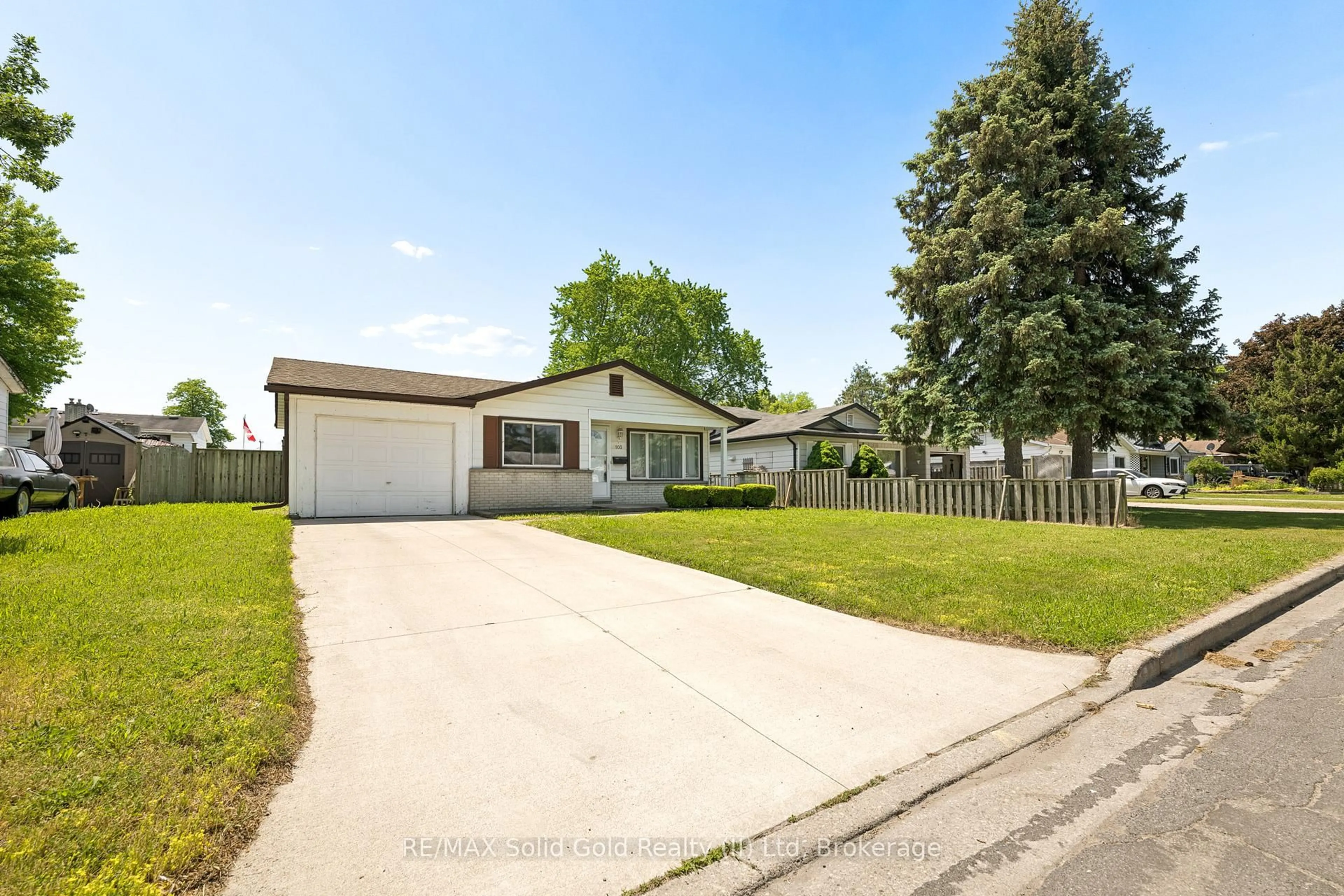 Unknown for 103 Belwood Cres, Kitchener Ontario N2C 1Z4