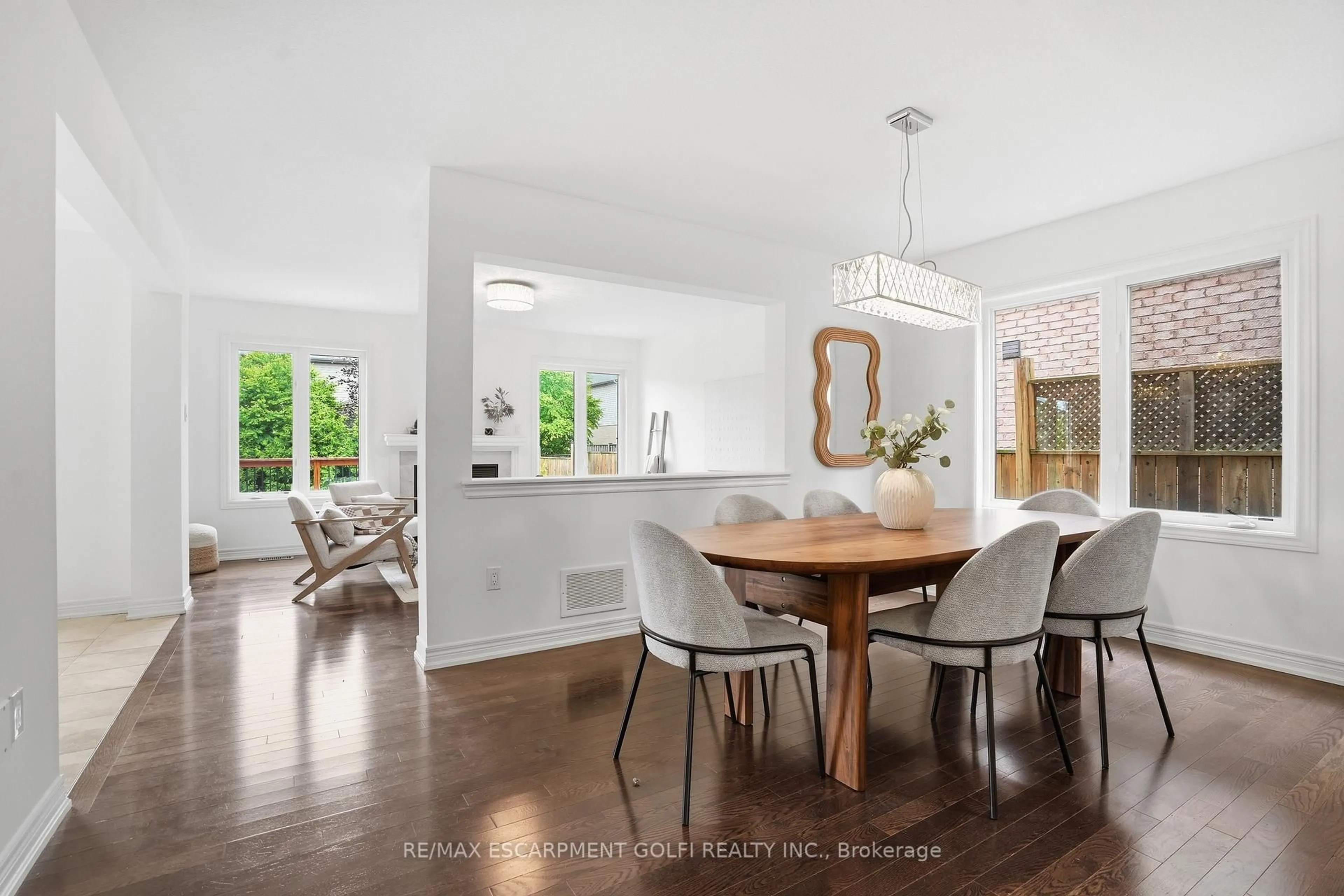 Dining room, unknown for 6414 Dilalla Cres, Niagara Falls Ontario L2H 0C9