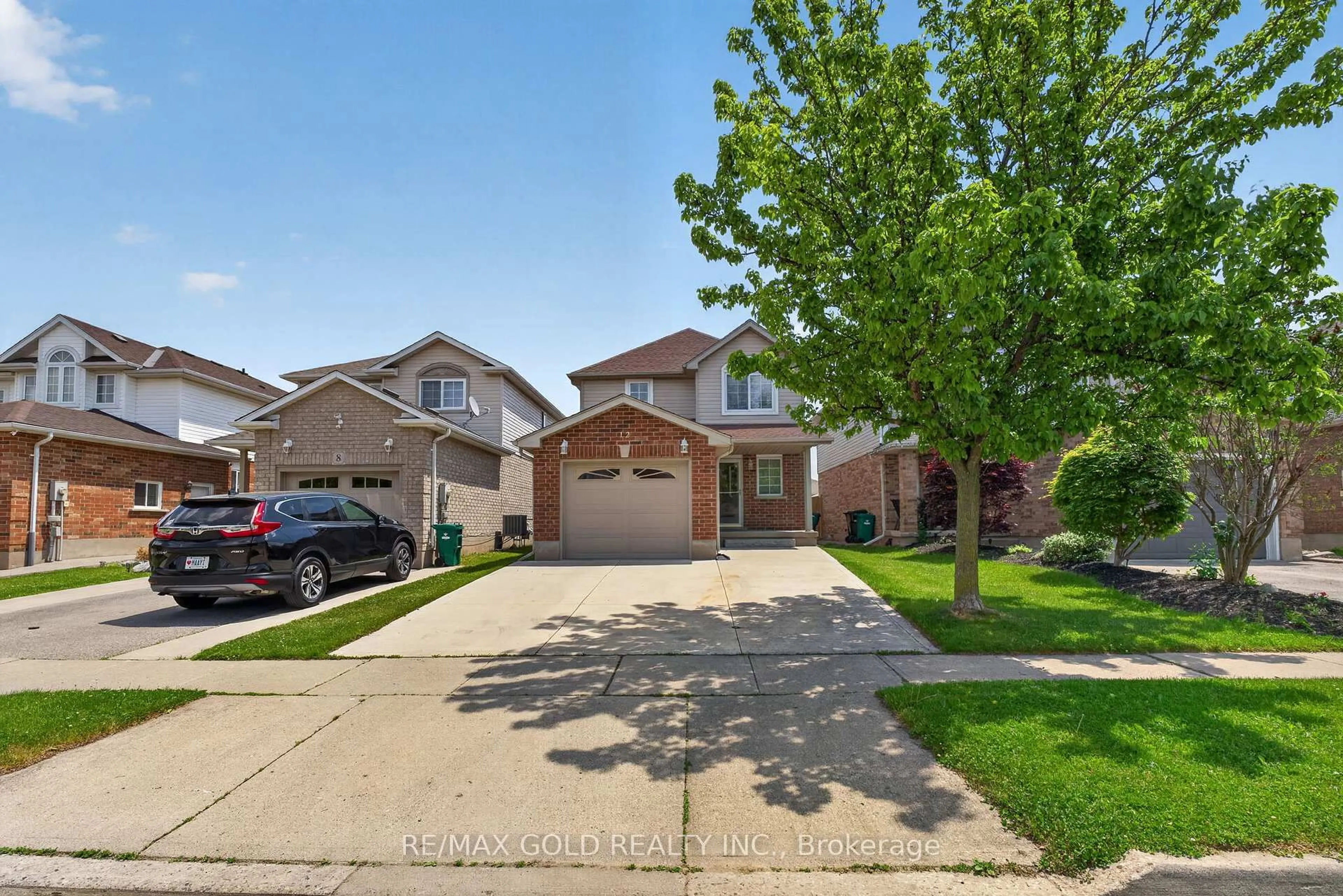 A pic from outside/outdoor area/front of a property/back of a property/a pic from drone, street for 12 Haskell Rd, Cambridge Ontario N1P 1E3