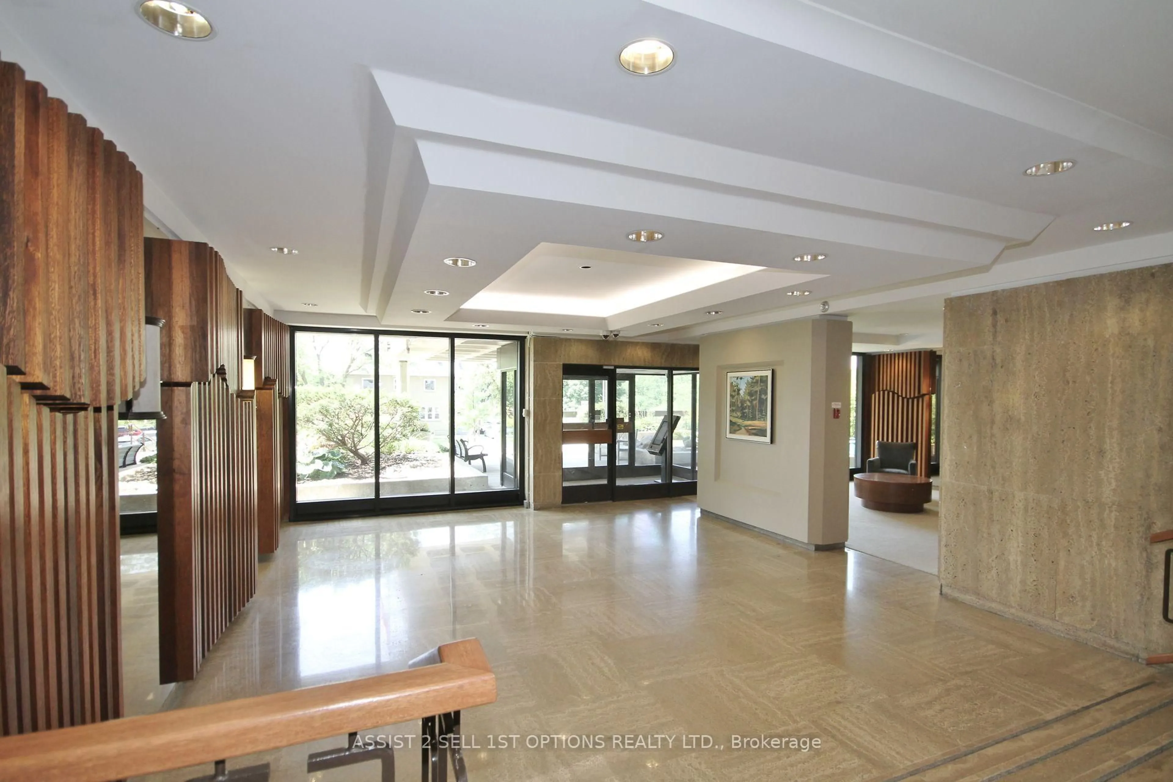 Indoor foyer for 265 Poulin Ave #201, Ottawa Ontario K2B 7Y8