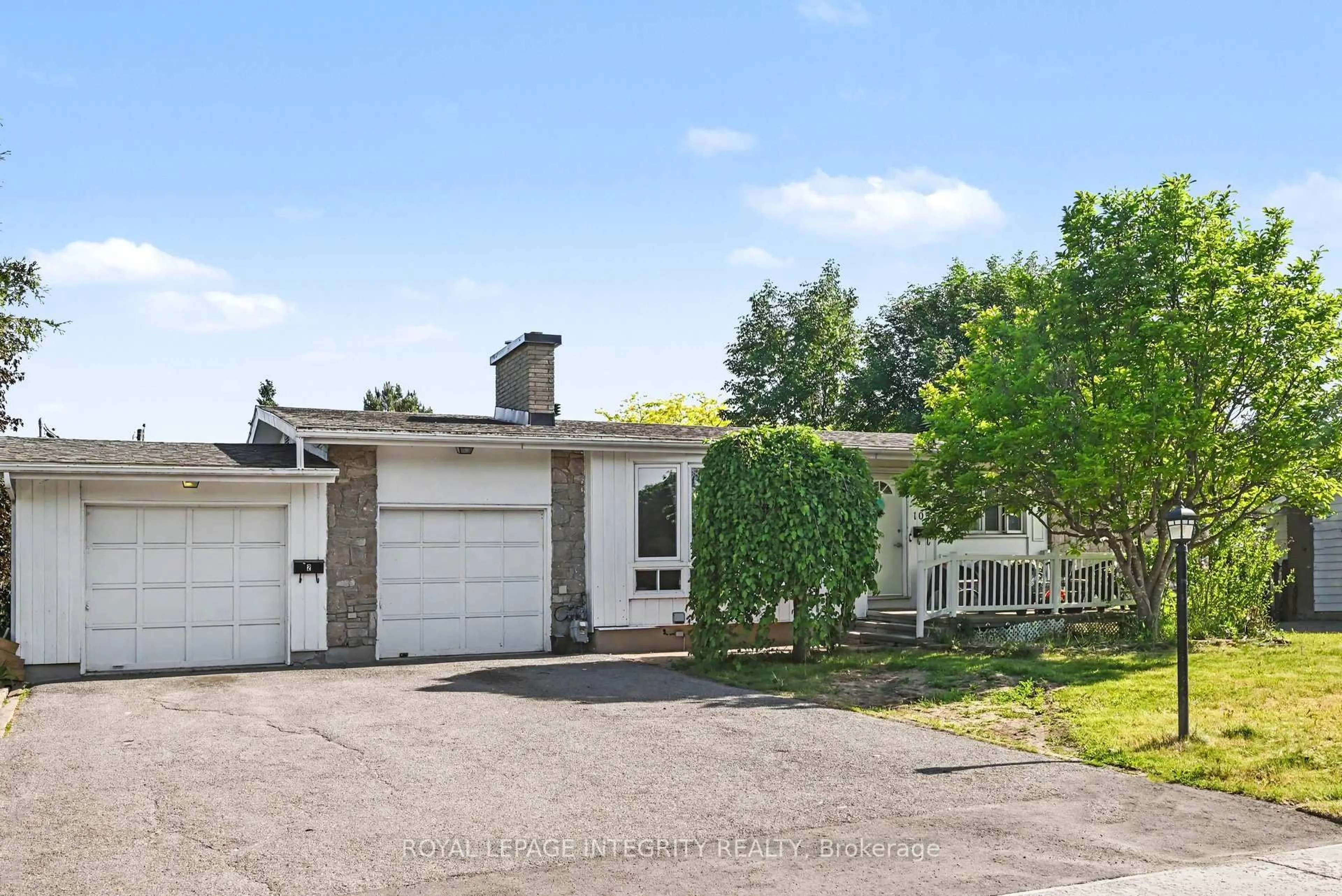 Unknown for 104 Viewmount Dr, Ottawa Ontario K2G 3C1