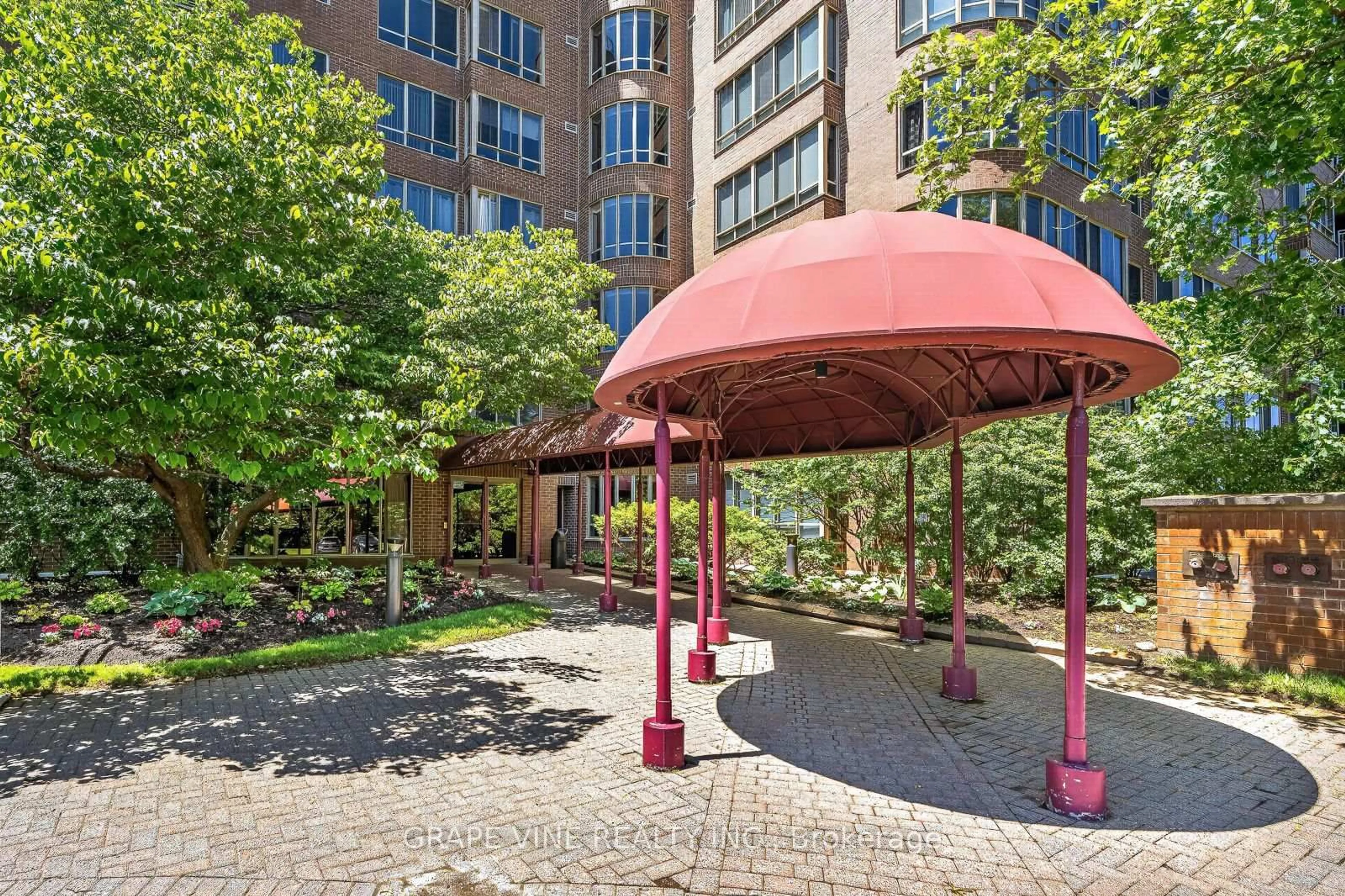 Patio, unknown for 100 Grant Carman Dr #1115, Ottawa Ontario K2E 8B8