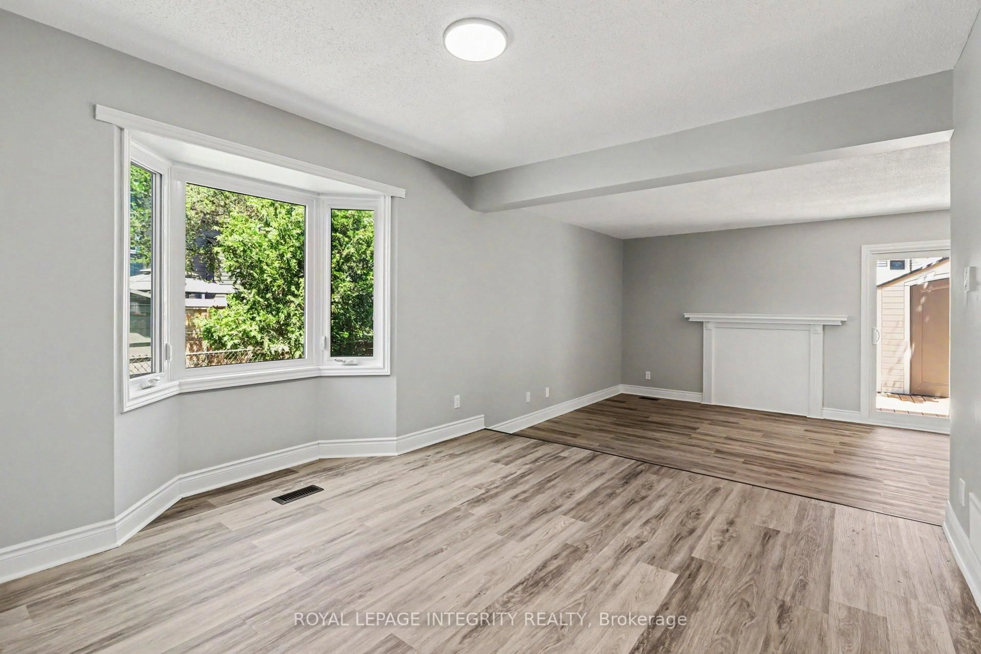 A pic of a room for 1511 Thurlow St, Orleans Ontario K4A 2K9