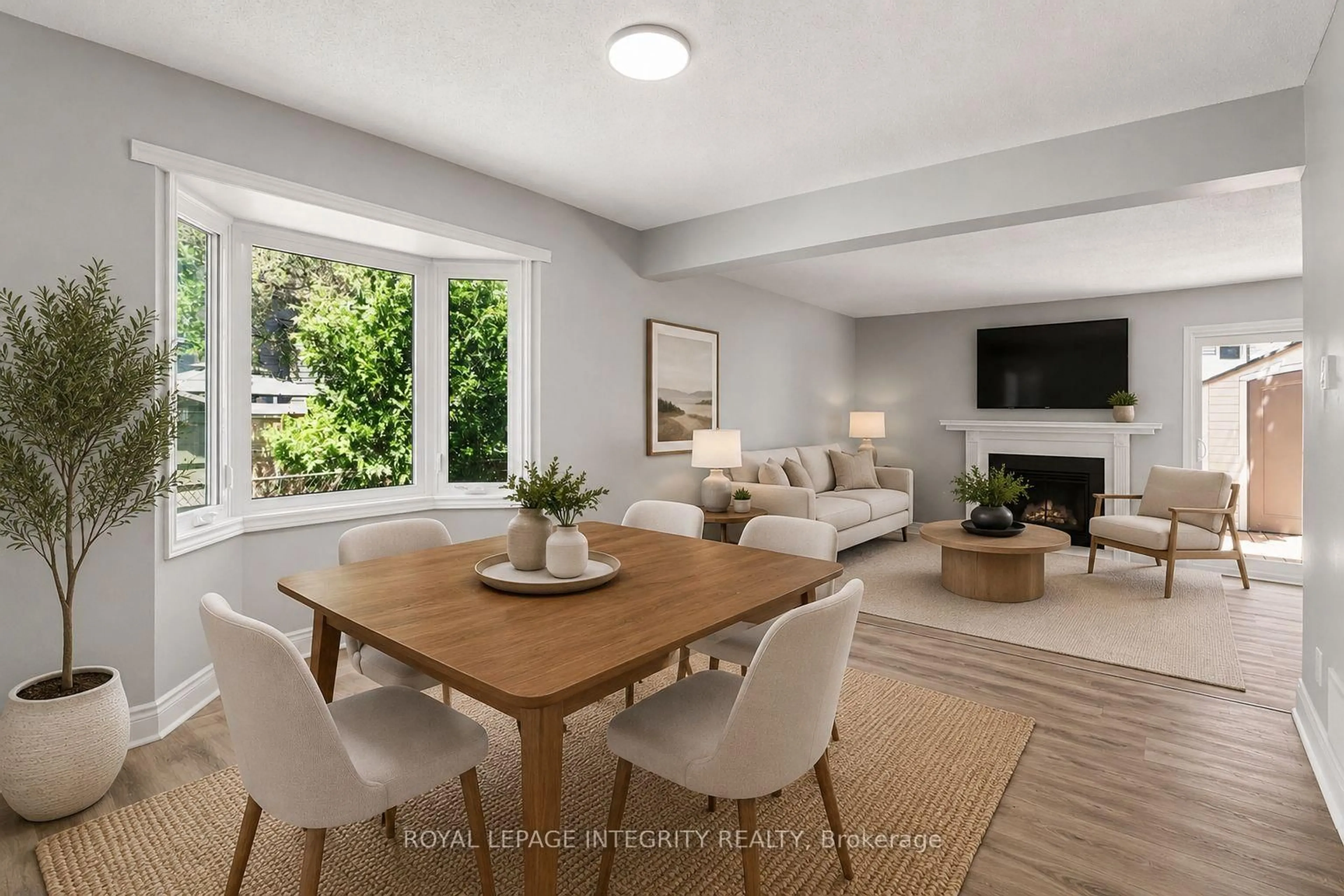 Living room with furniture, unknown for 1511 Thurlow St, Orleans Ontario K4A 2K9