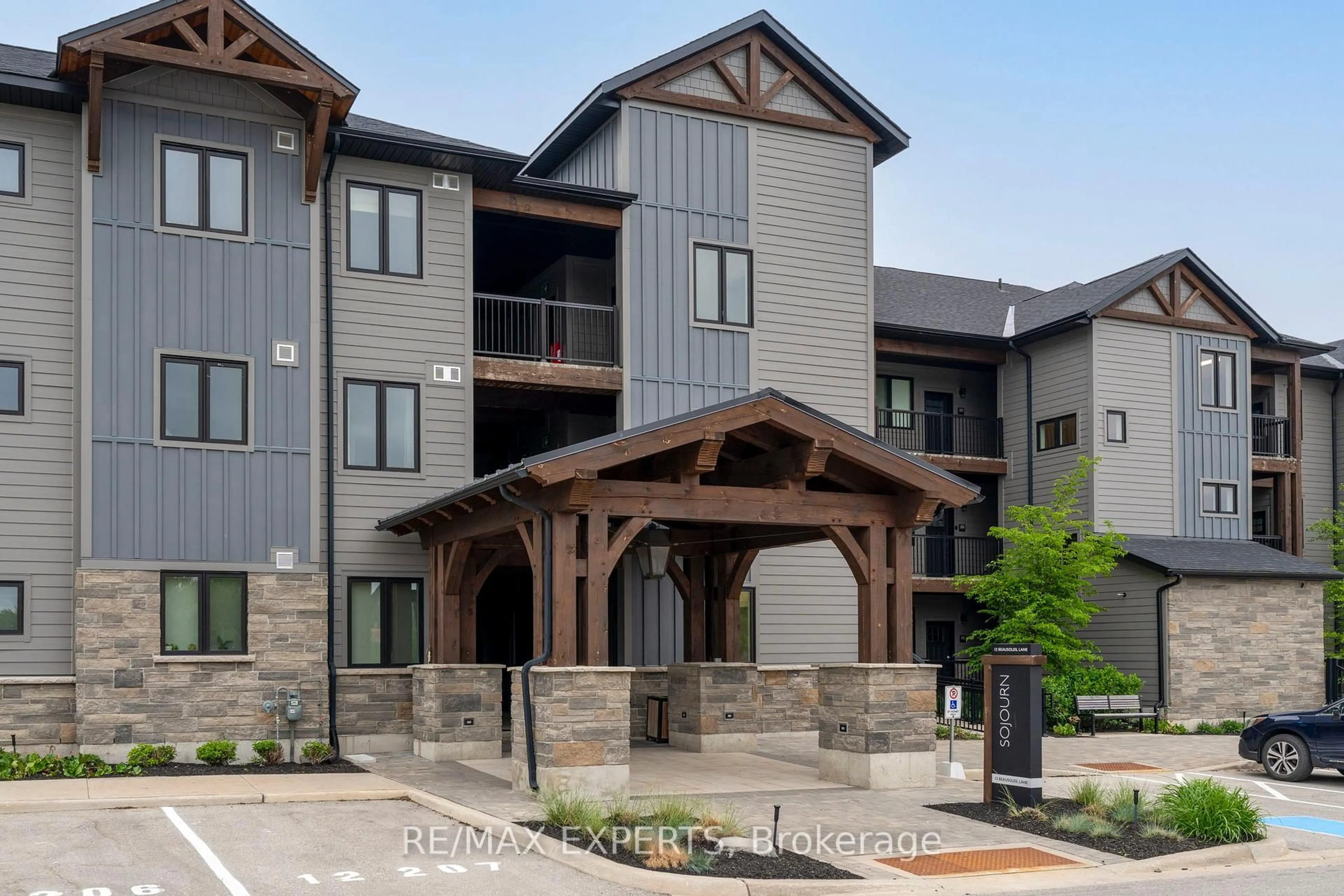 Unknown for 12 Beausoleil Lane #201, Blue Mountains Ontario L9Y 2X5