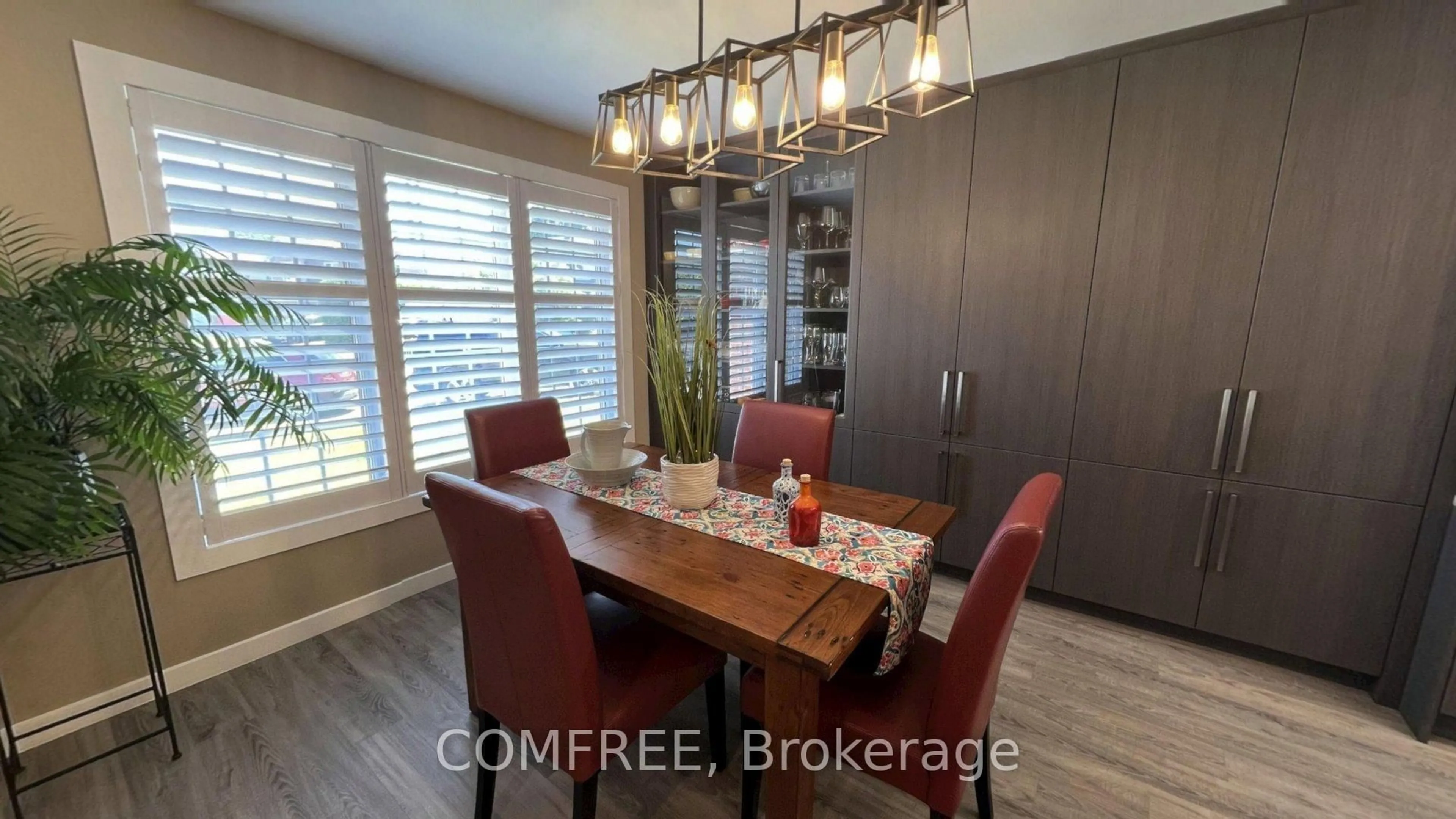 Dining room, unknown for 2093 Boake St, Ottawa Ontario K4A 3G2