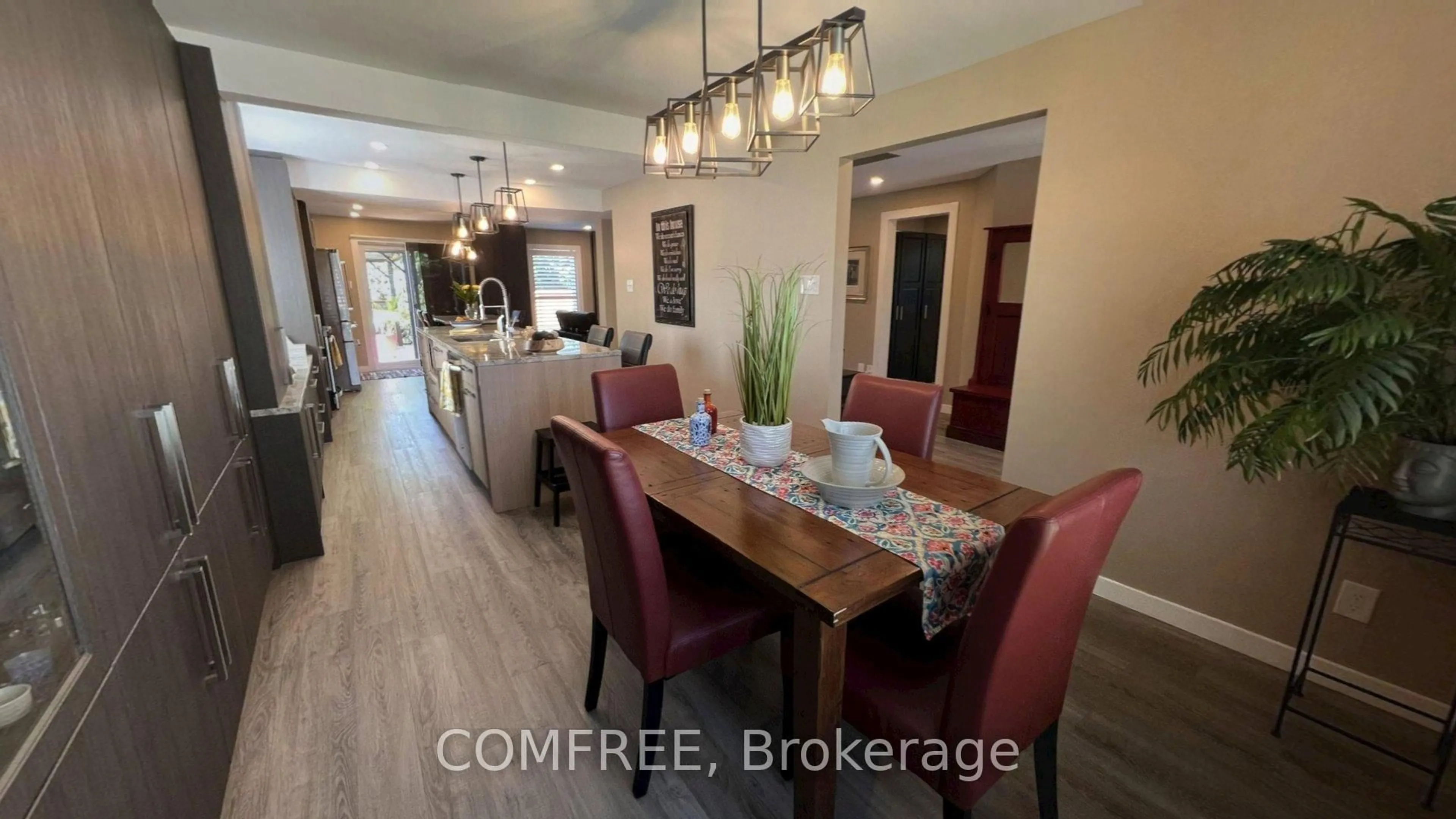 Dining room, unknown for 2093 Boake St, Ottawa Ontario K4A 3G2