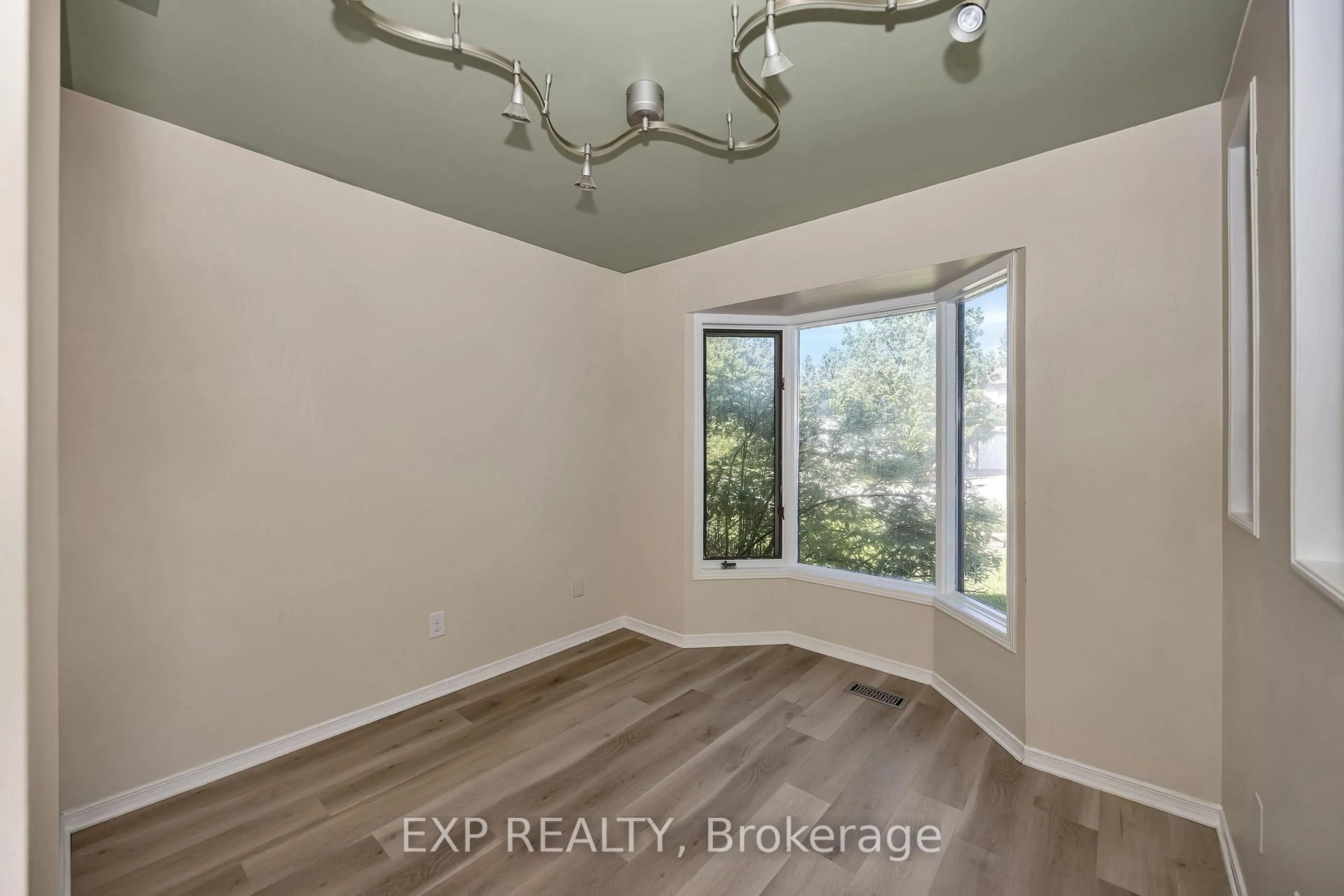 A pic of a room for 1242 St Jean St, Orleans Ontario K1C 7C9
